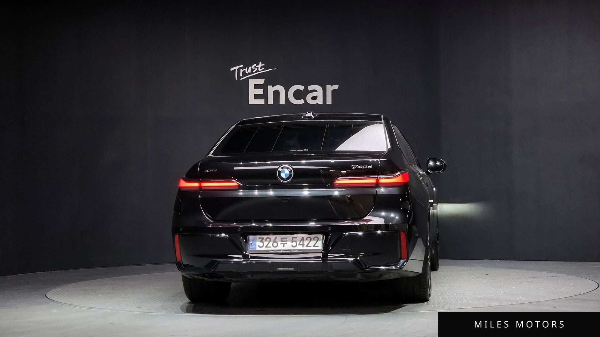 BMW 7 Series (G70) 2024 — миниатюра 4