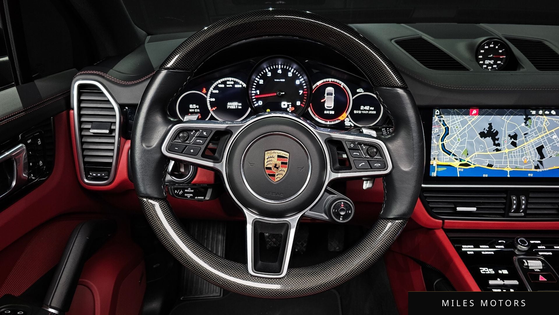 Porsche 카이엔 (PO536) 2021 — миниатюра 13
