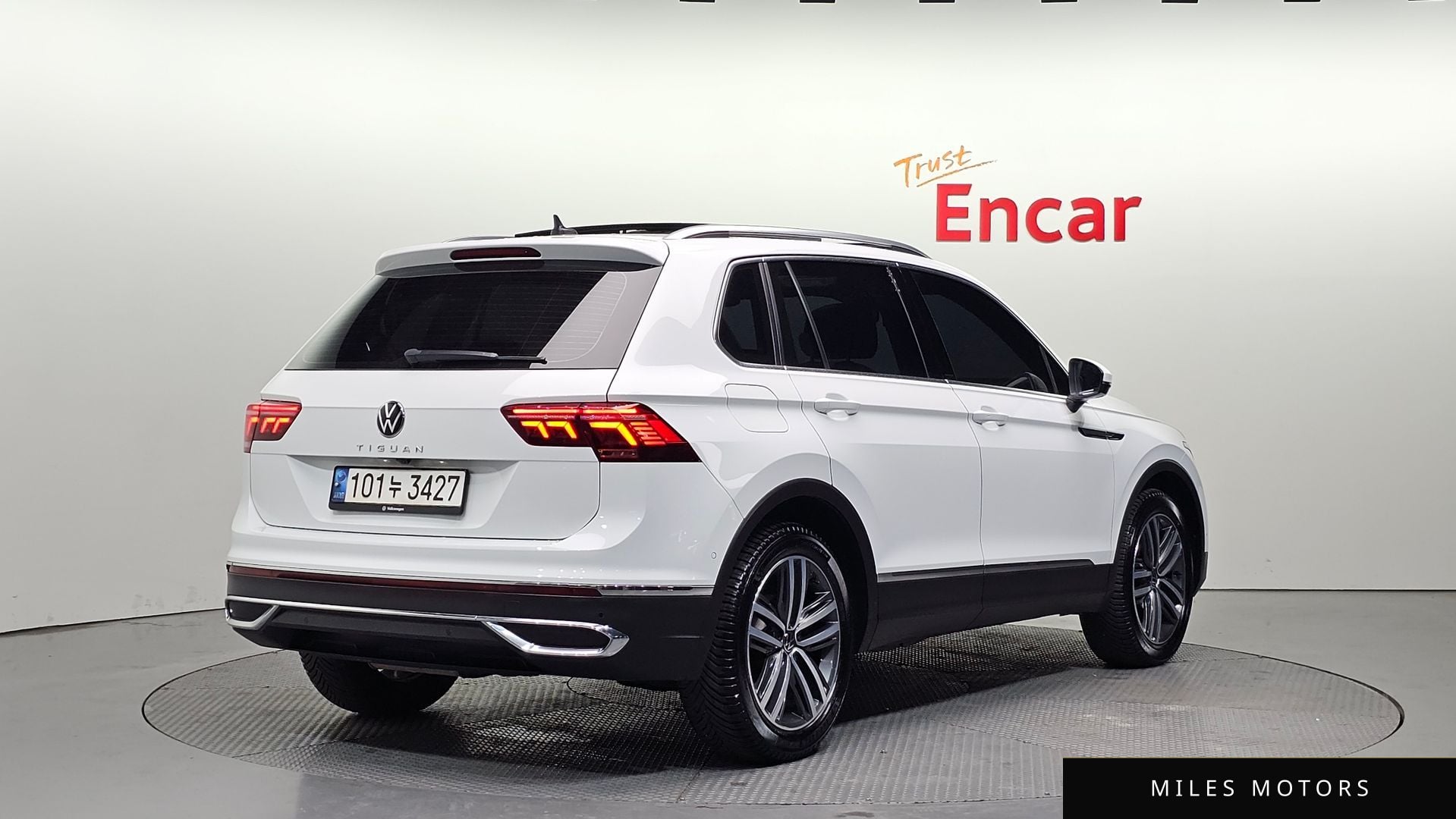 Volkswagen Tiguan 2021 — миниатюра 2