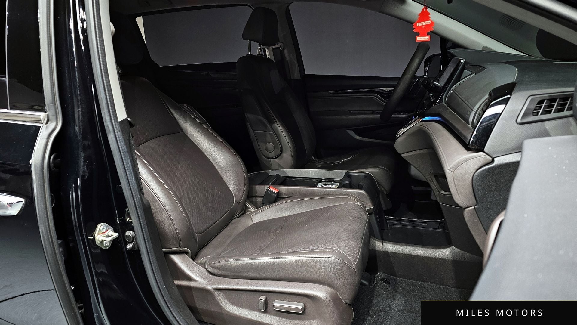 Honda Odyssey 2018 — миниатюра 10
