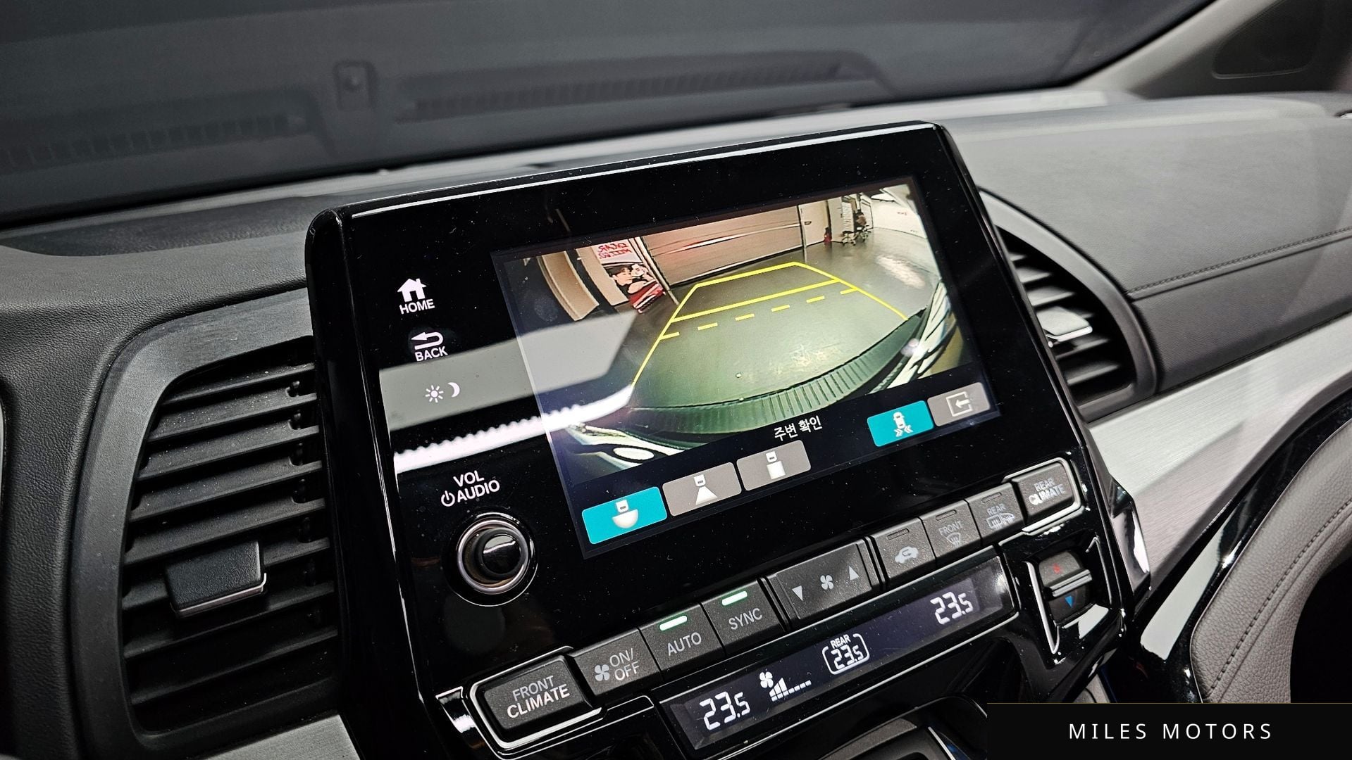 Honda Odyssey 2018 — миниатюра 17