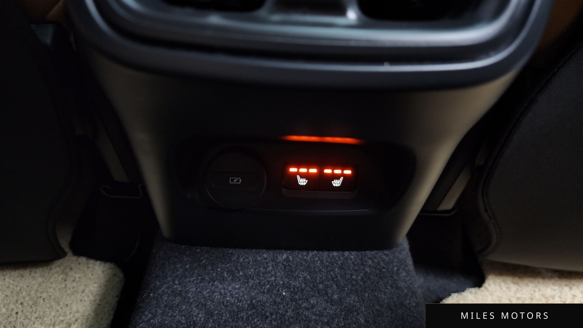 Volvo XC40 2021 — миниатюра 18