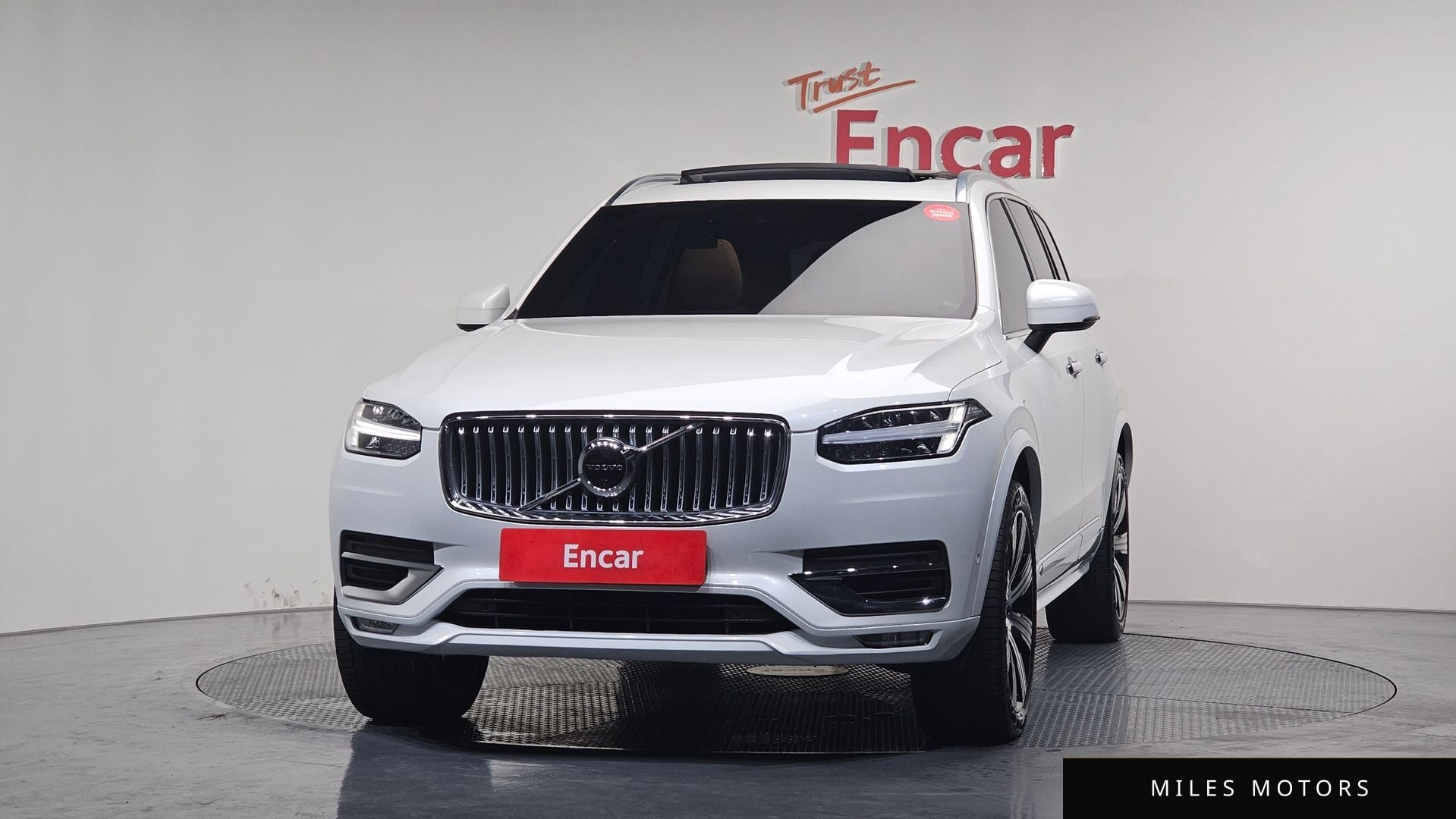 Volvo XC90 2022 — миниатюра 3