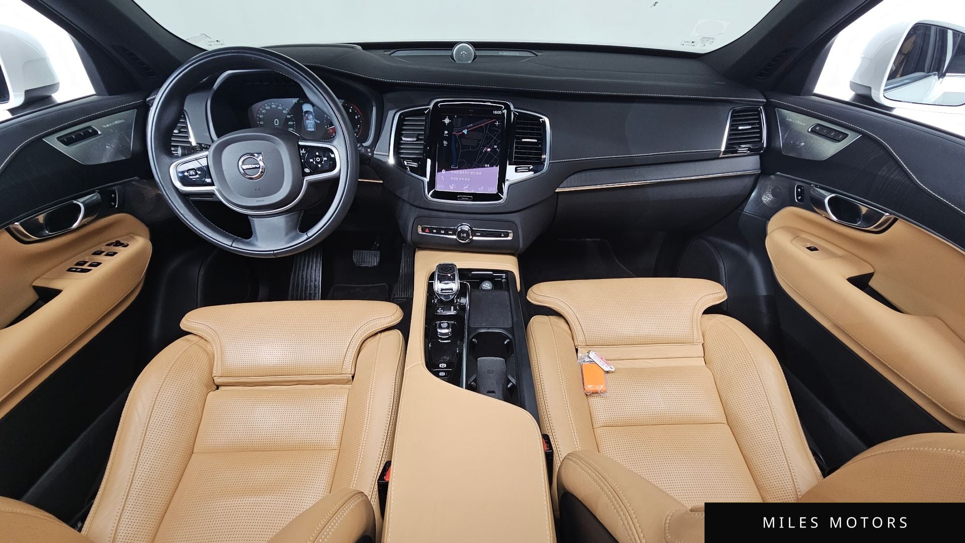 Volvo XC90 2022 — миниатюра 7