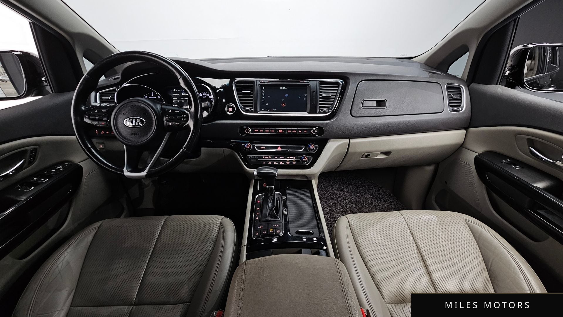 Kia Canival 2017 — миниатюра 7