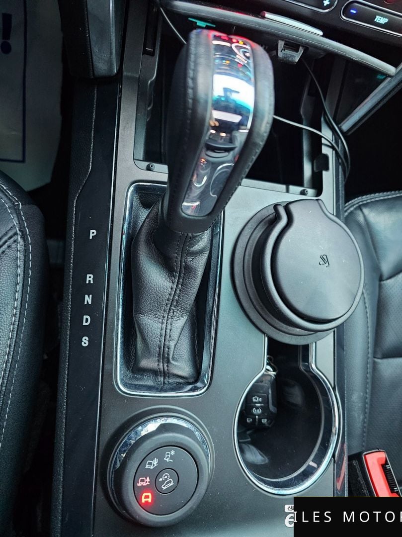 Ford Explorer 2016 — миниатюра 17