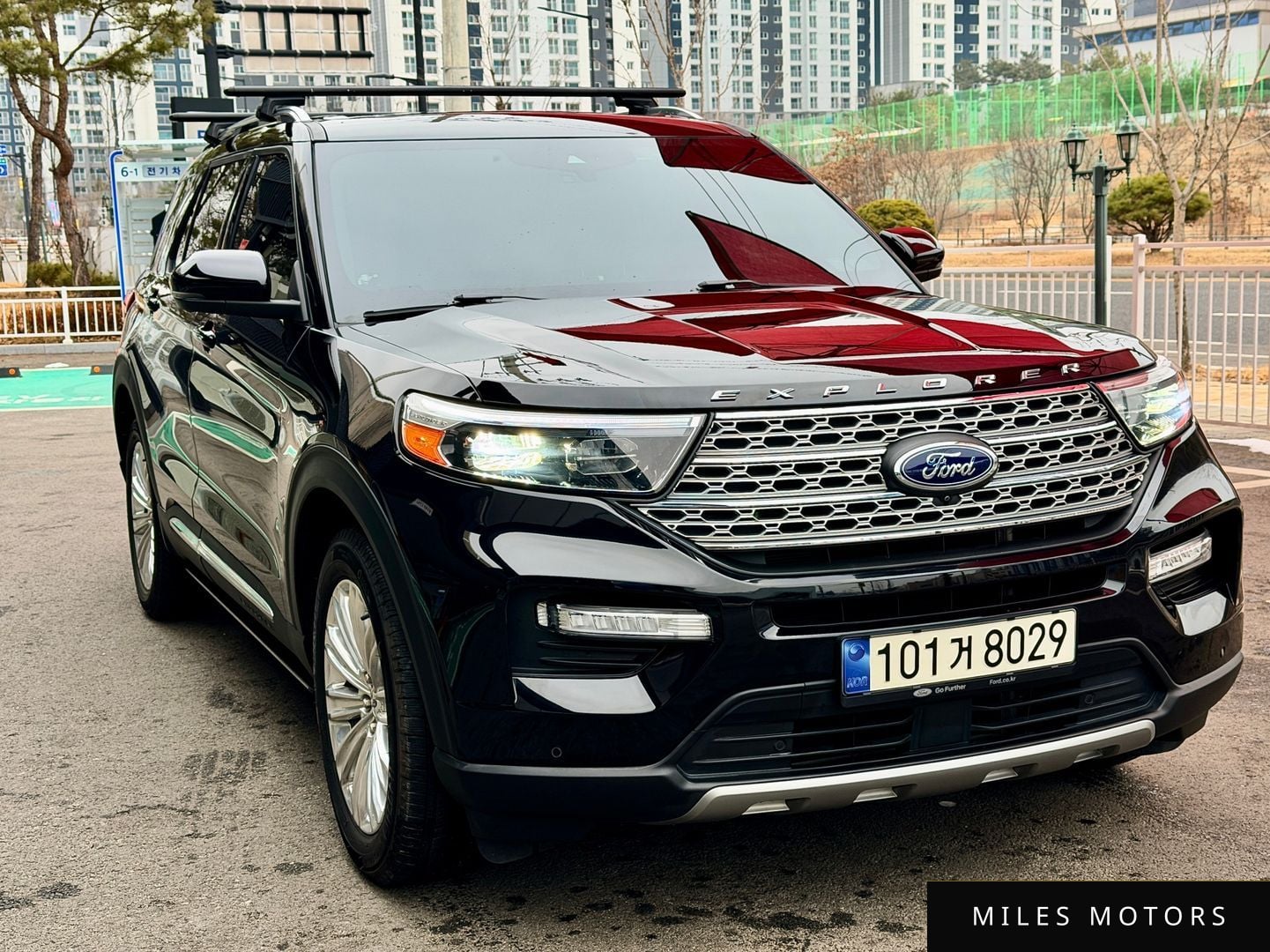 Ford Explorer 2023 — миниатюра 2