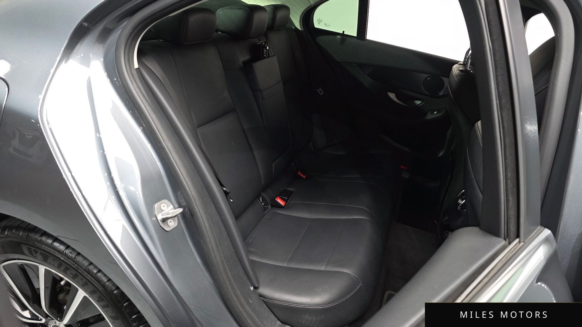 Mercedes-Benz C-Class W205 2019 — миниатюра 12