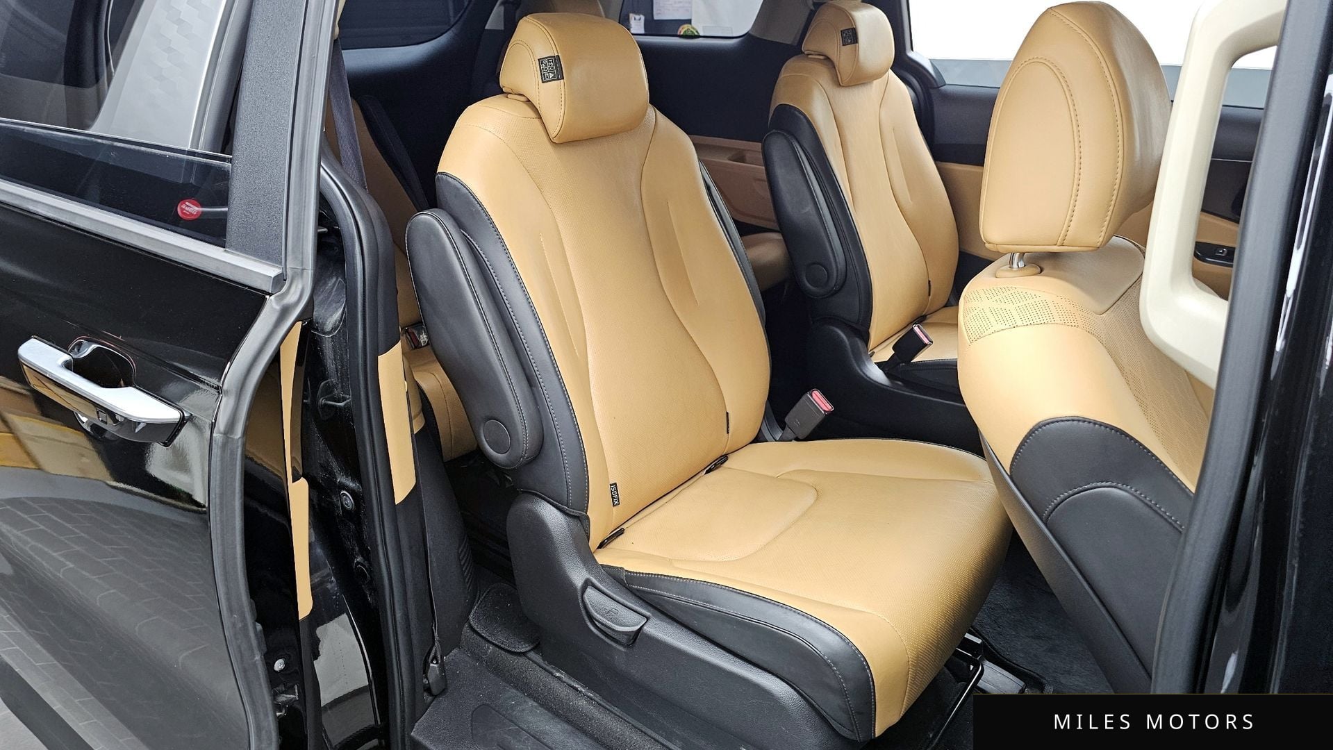 Kia Carnival 2023 — миниатюра 12