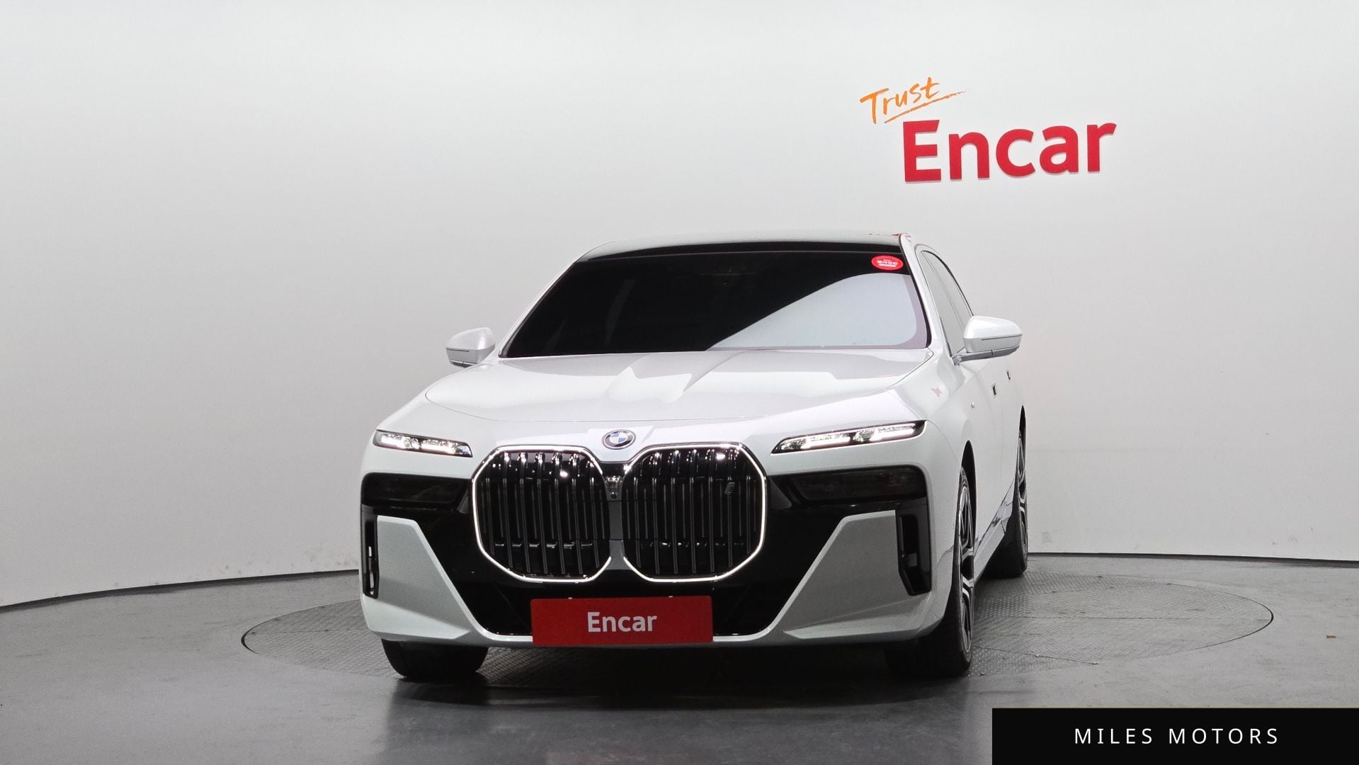 BMW i7 (G70) 2023 — миниатюра 3