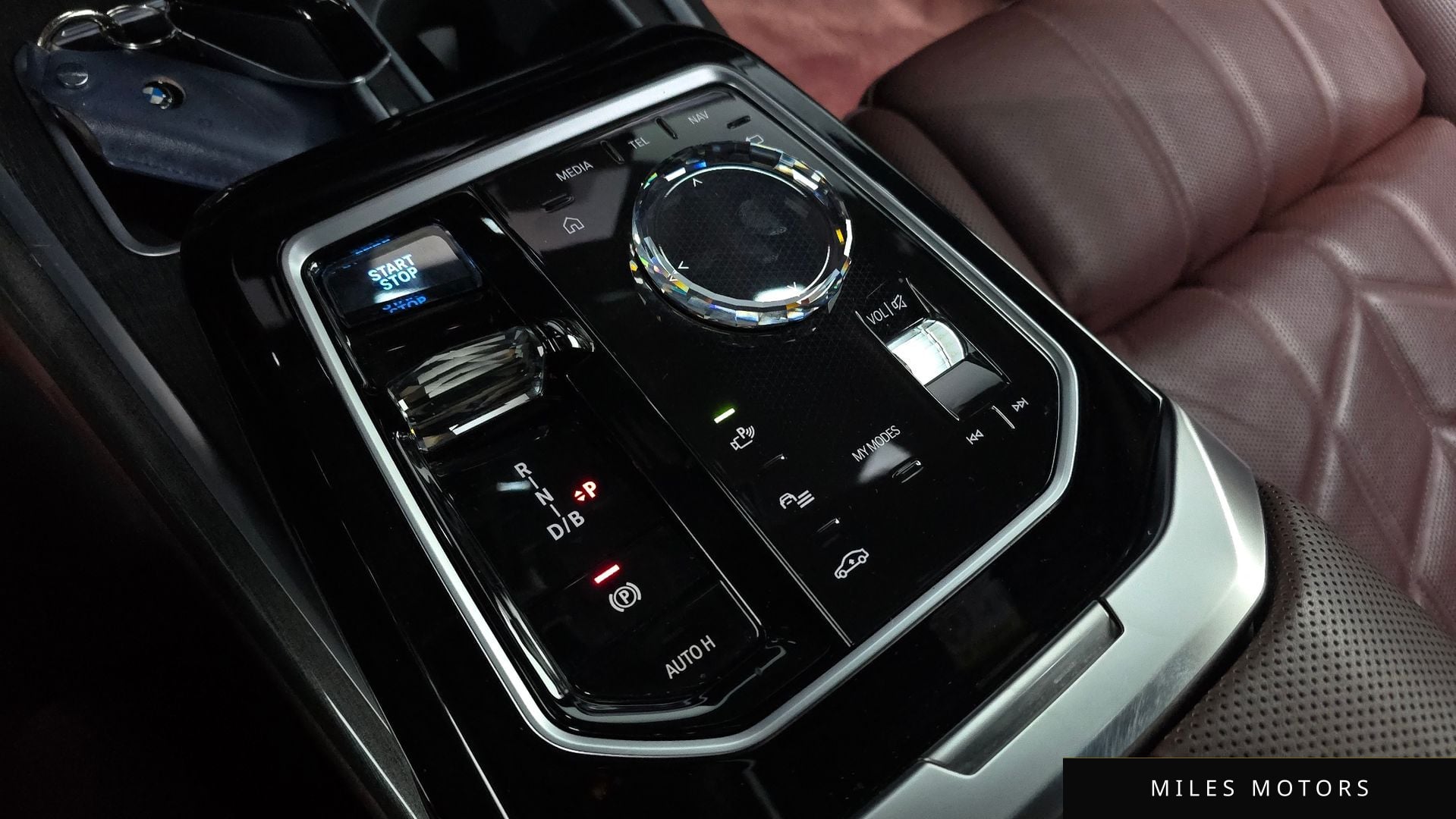 BMW i7 (G70) 2023 — миниатюра 9