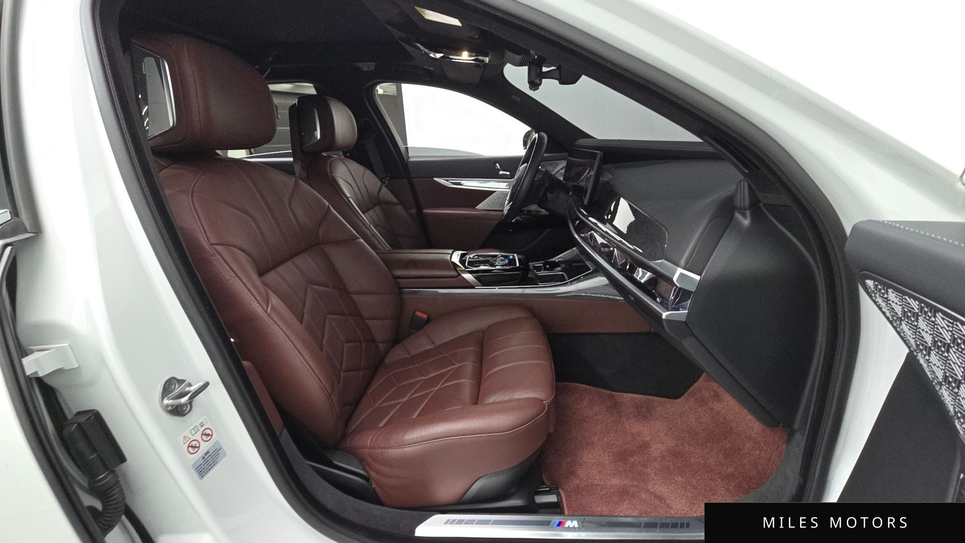 BMW i7 (G70) 2023 — миниатюра 11