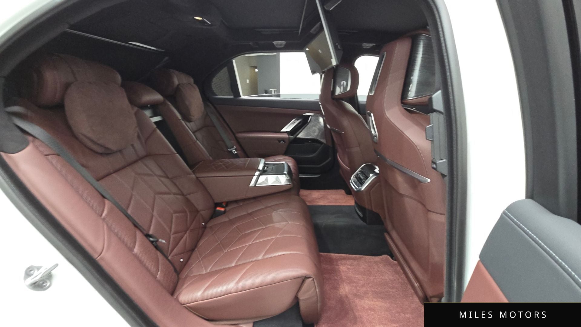 BMW i7 (G70) 2023 — миниатюра 12