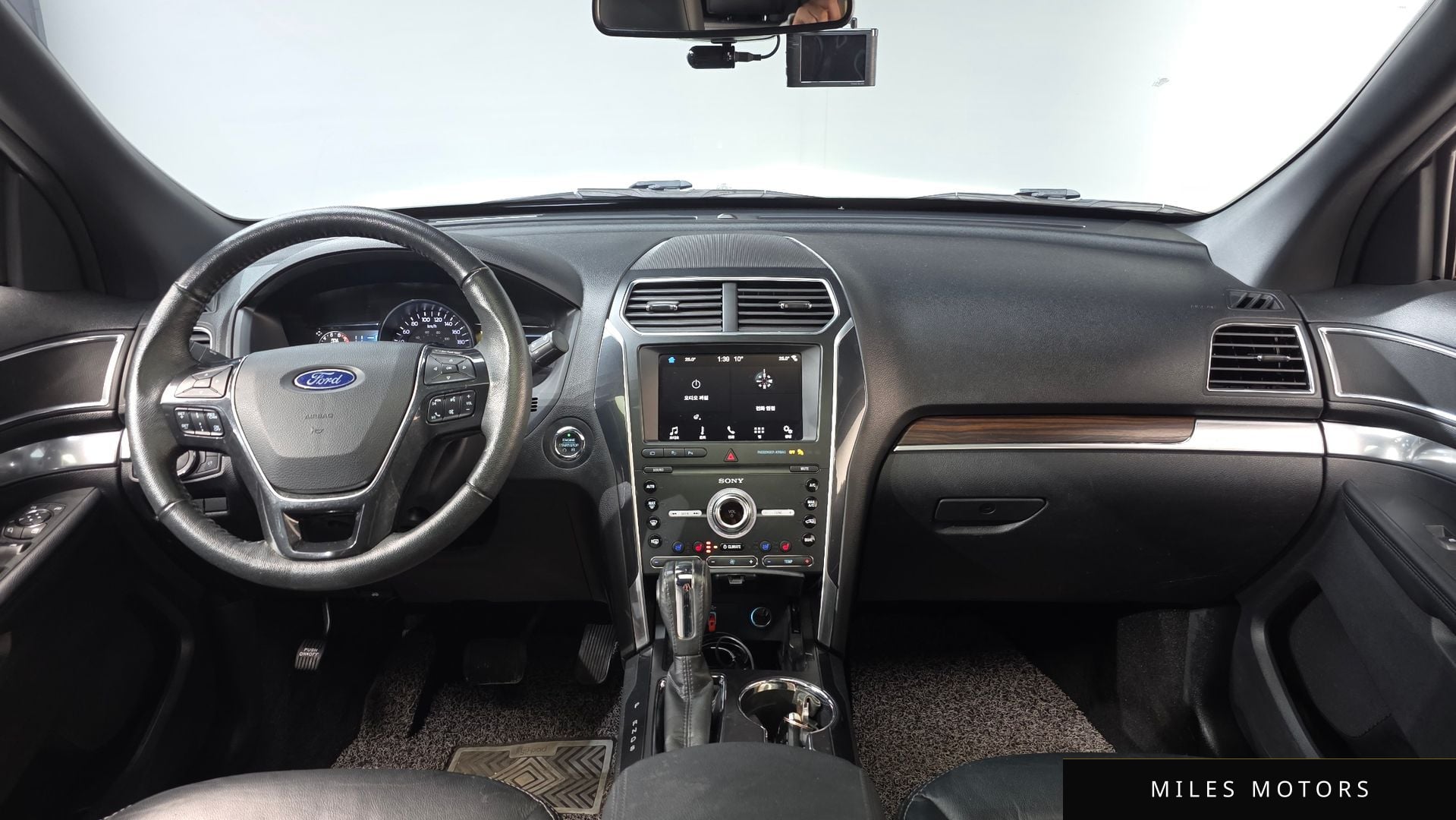 Ford Explorer 2019 — миниатюра 7