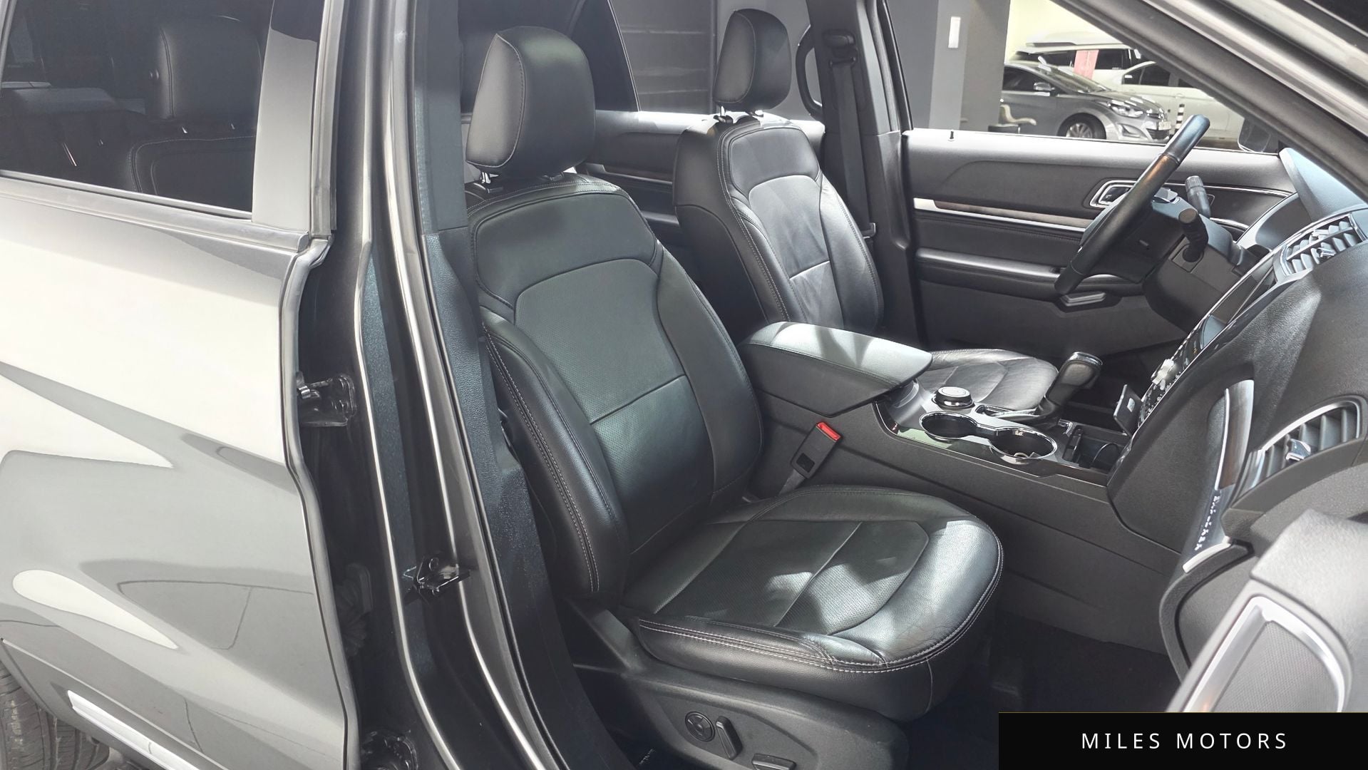 Ford Explorer 2019 — миниатюра 10