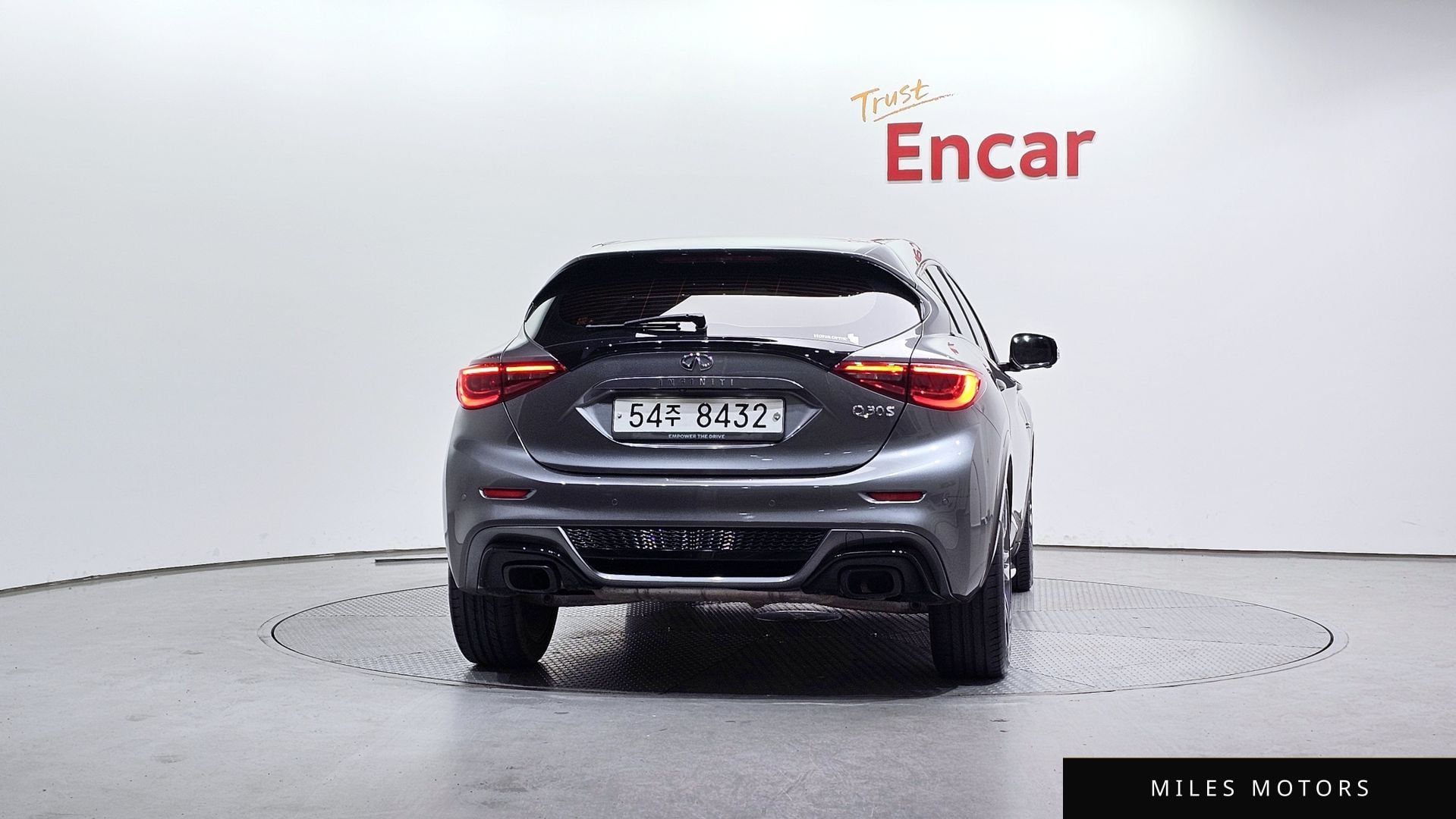 Infiniti Q30 2017 — миниатюра 4
