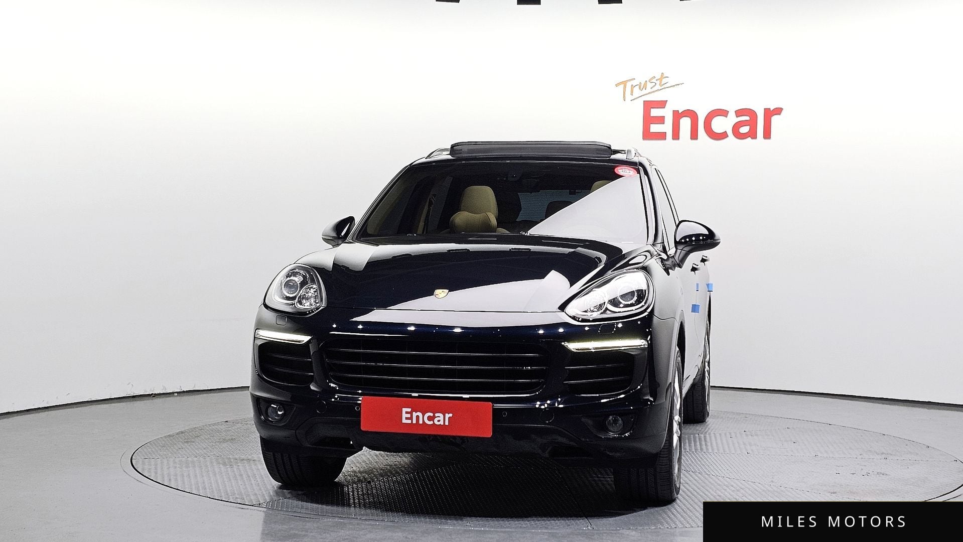 Porsche Cayenne 2016 — миниатюра 3
