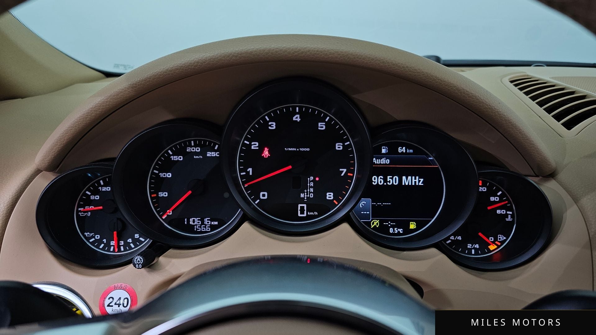 Porsche Cayenne 2016 — миниатюра 8