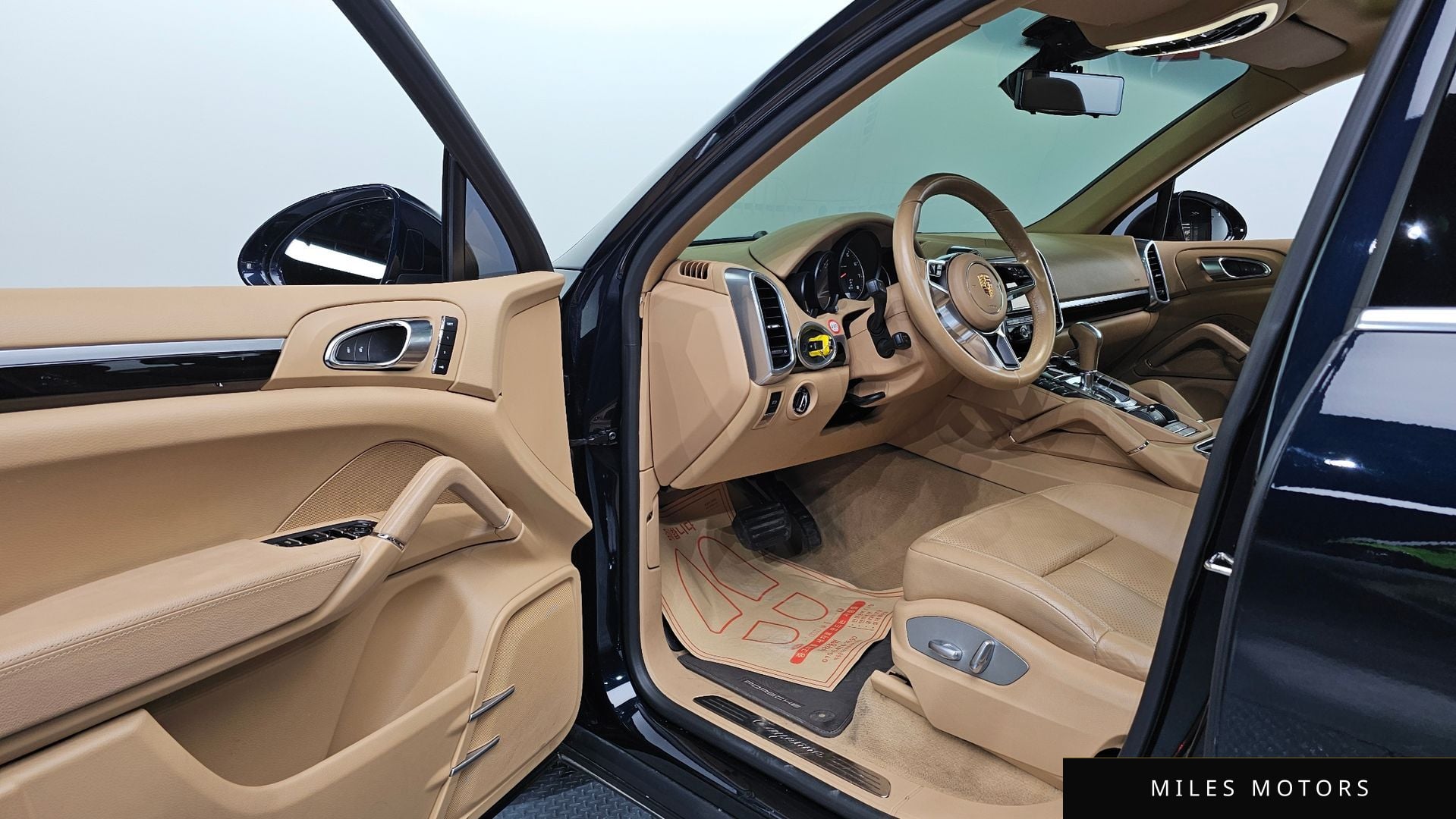 Porsche Cayenne 2016 — миниатюра 10