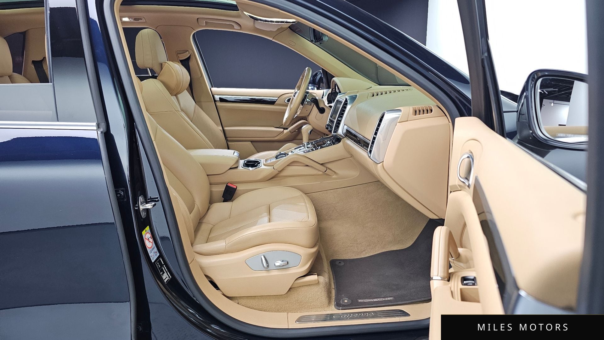 Porsche Cayenne 2016 — миниатюра 12