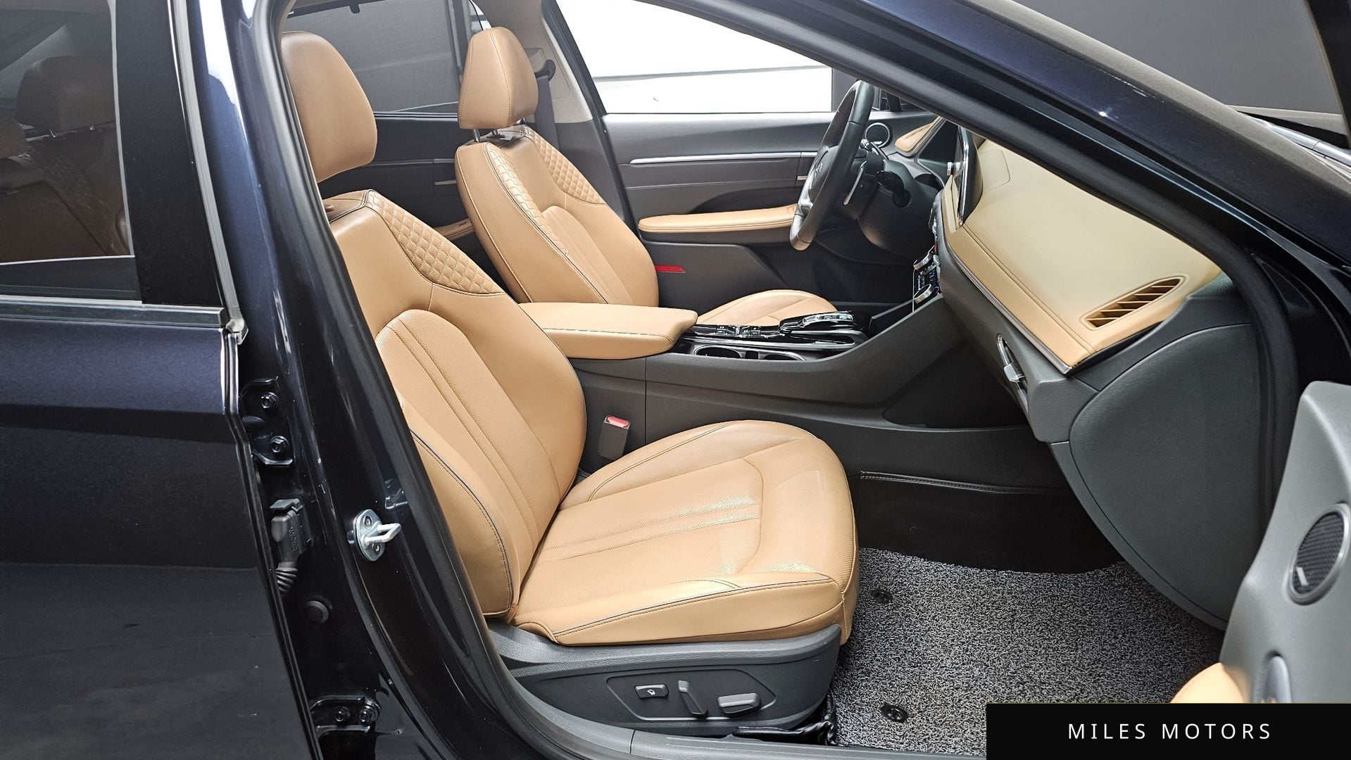 Hyundai Sonata 2020 — миниатюра 10