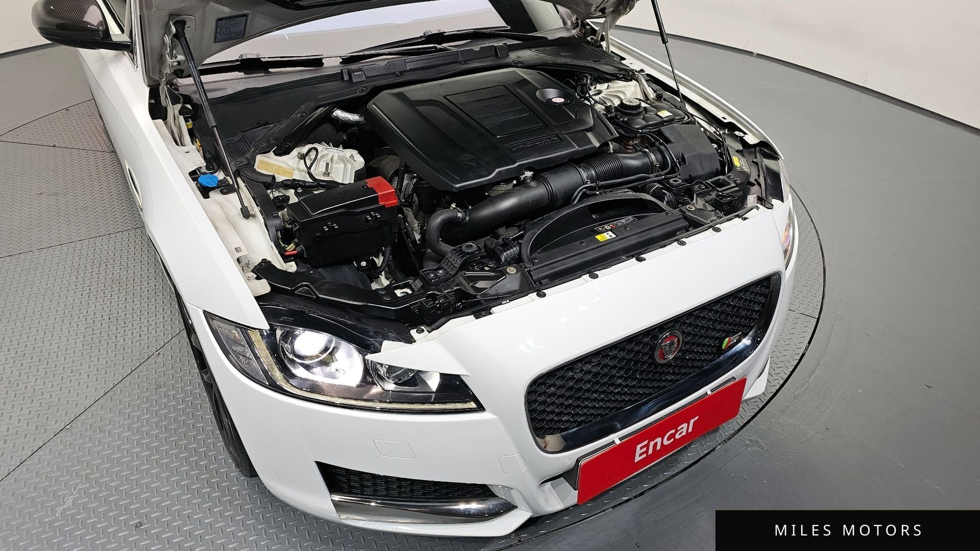 Jaguar XF (X260) 2018 — миниатюра 6