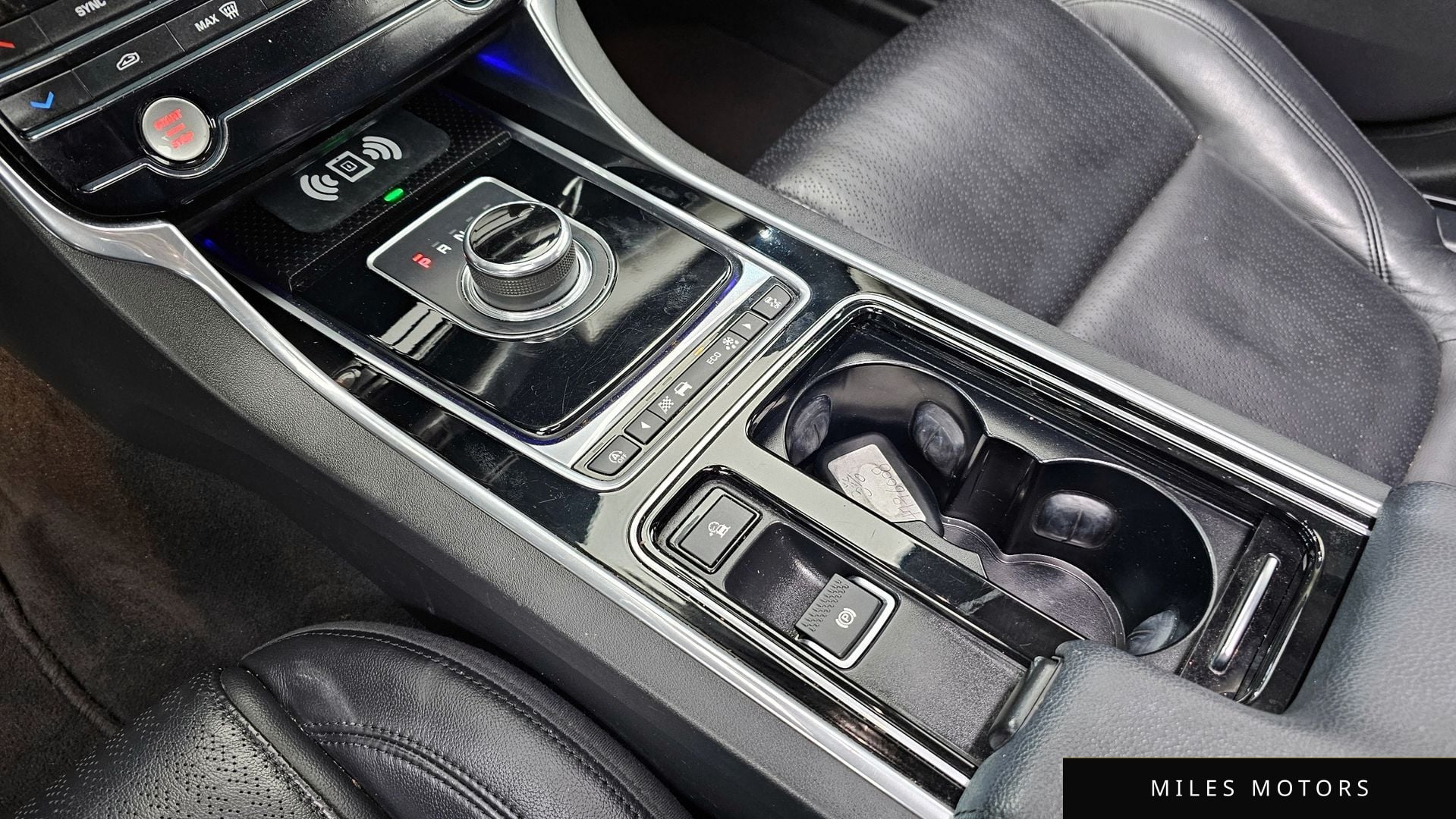 Jaguar XF (X260) 2018 — миниатюра 9