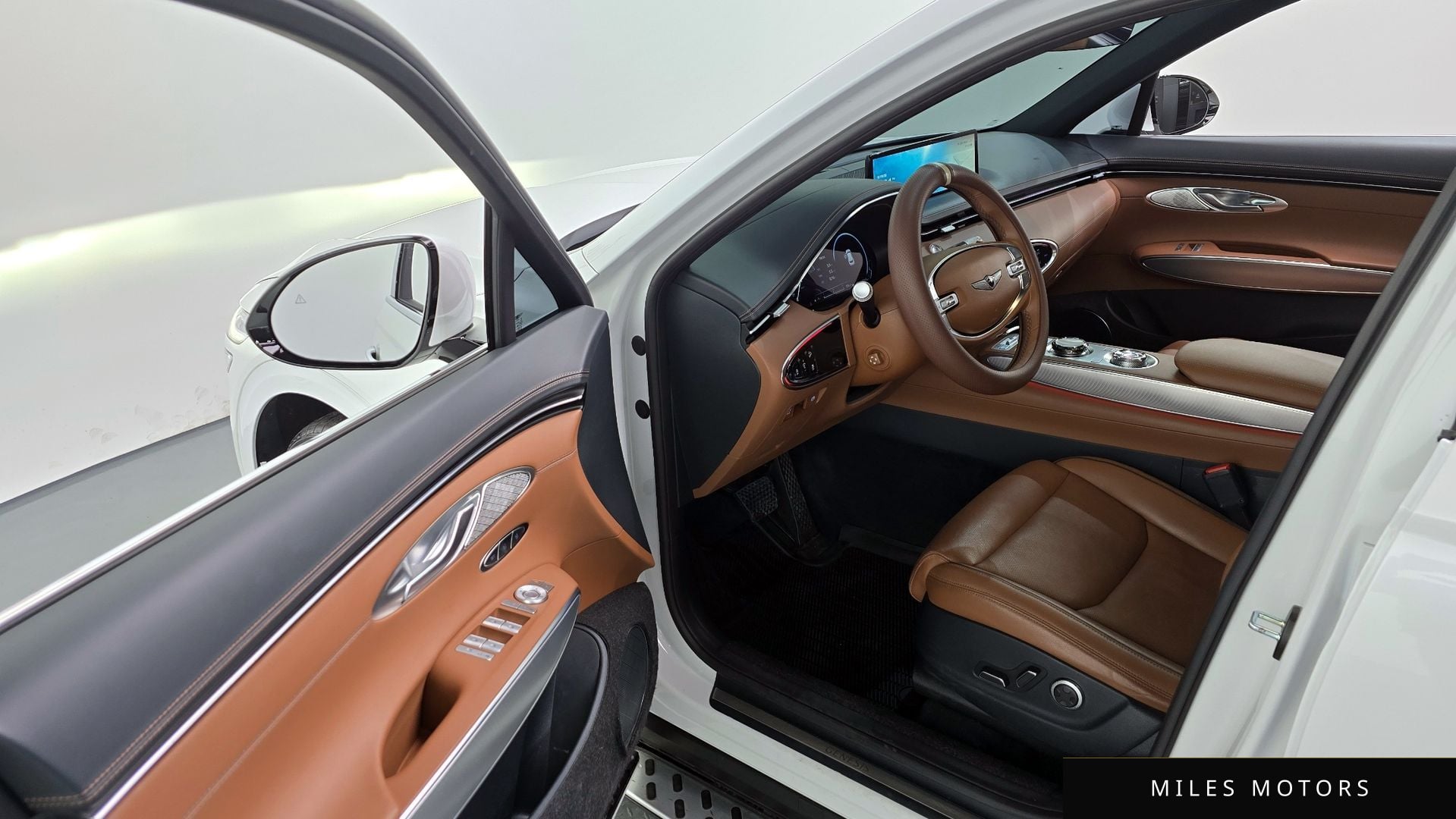 Genesis GV70 2023 — миниатюра 10