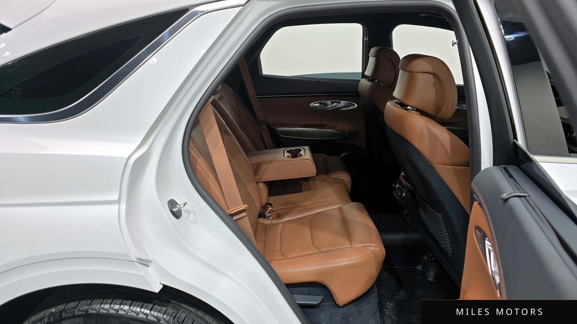 Genesis GV70 2023 — миниатюра 12