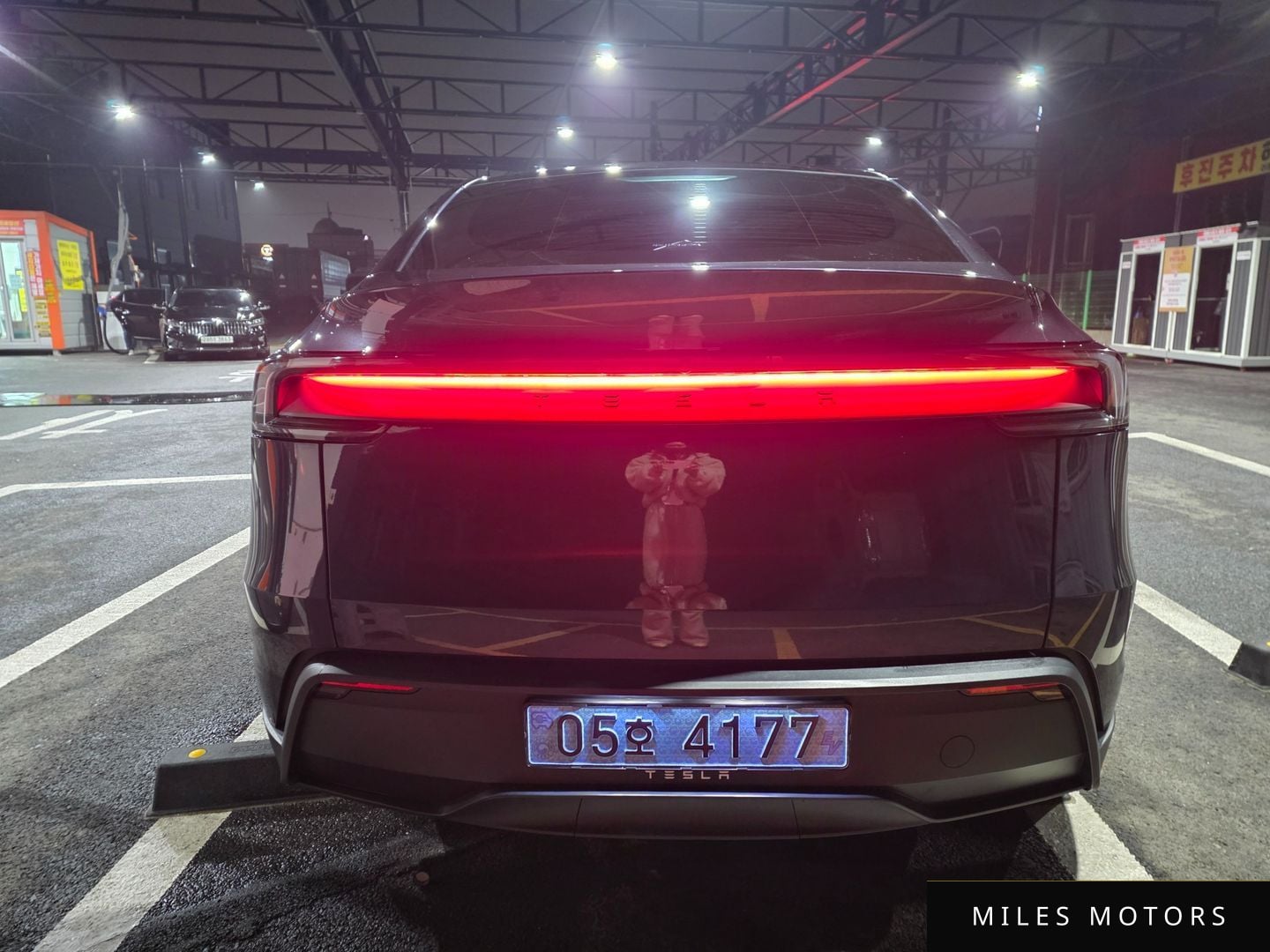 Tesla Model Y 2025 — миниатюра 4