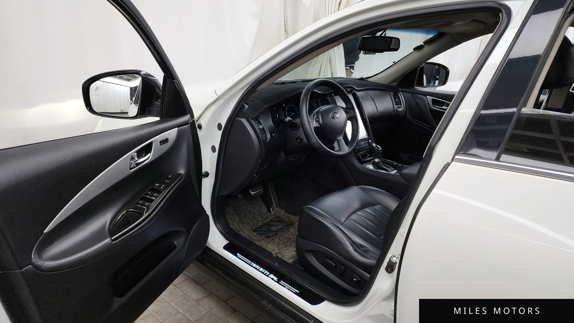 Infiniti EX35 2012 — миниатюра 10