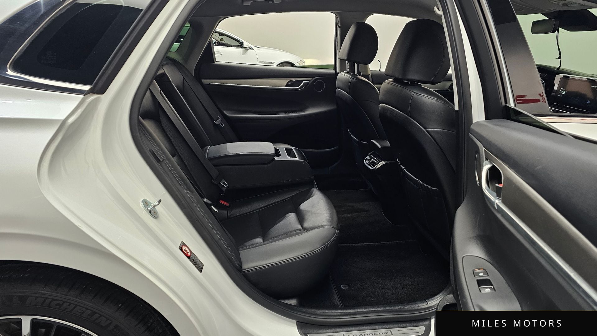 Hyundai Grandeur 2022 — миниатюра 12