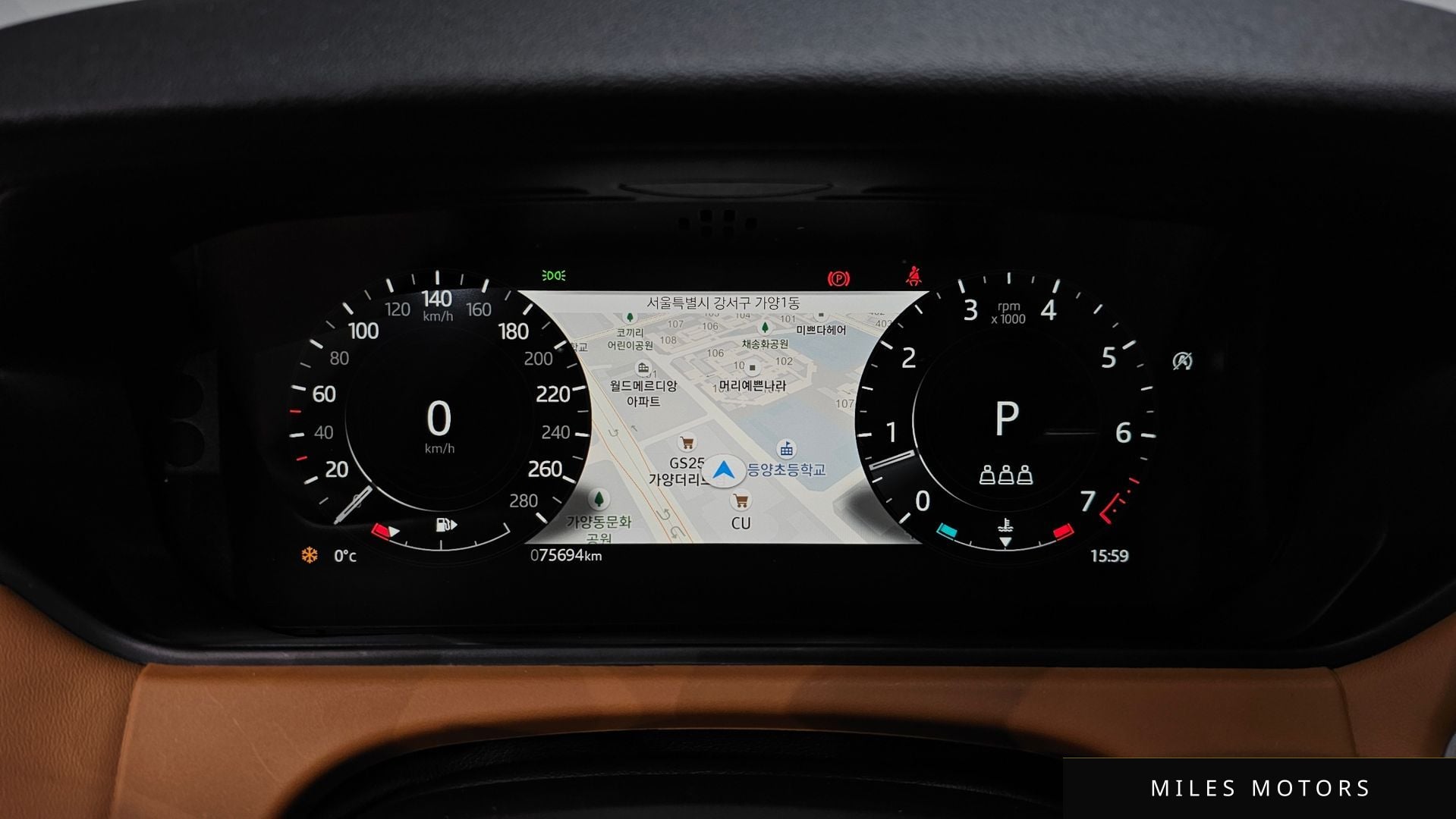 Land Rover Range Rover Velar 2021 — миниатюра 8