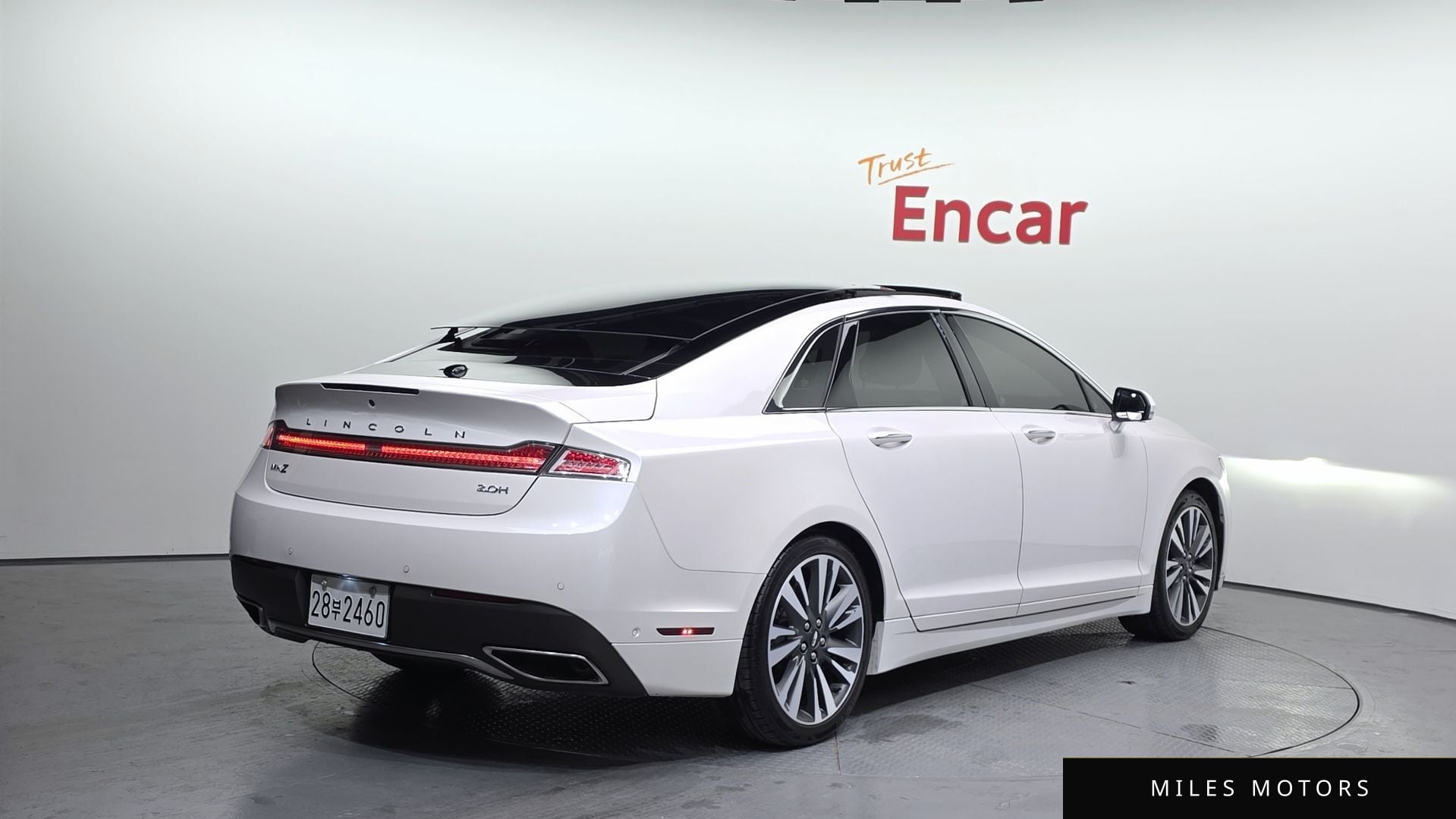 Lincoln MKZ 2017 — миниатюра 2