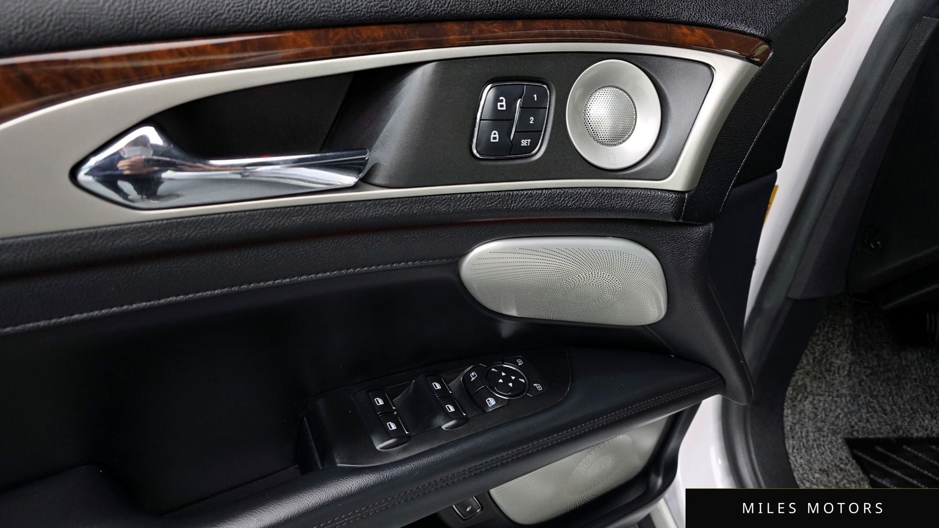 Lincoln MKZ 2017 — миниатюра 12