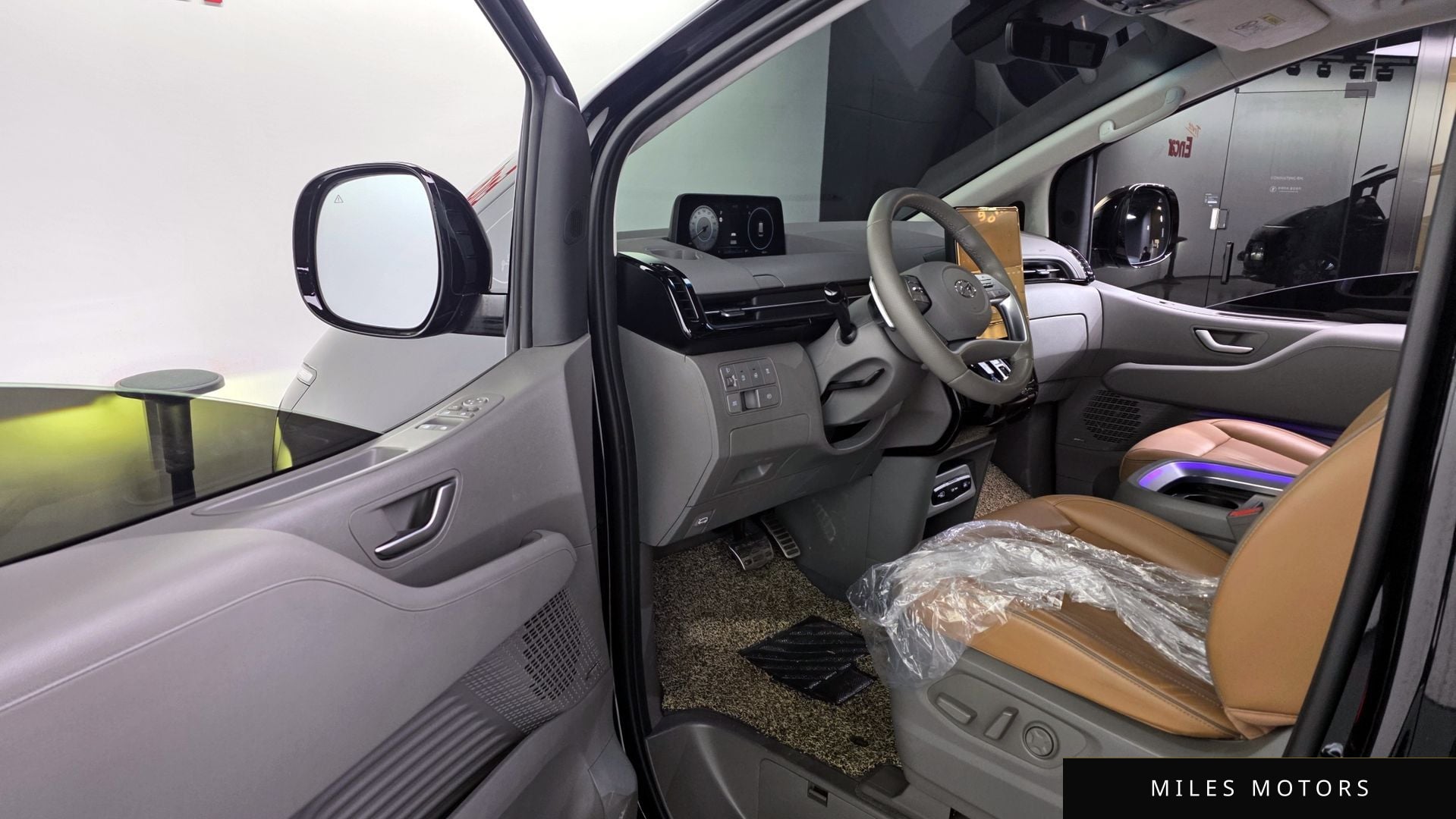 Hyundai Staria 2024 — миниатюра 10