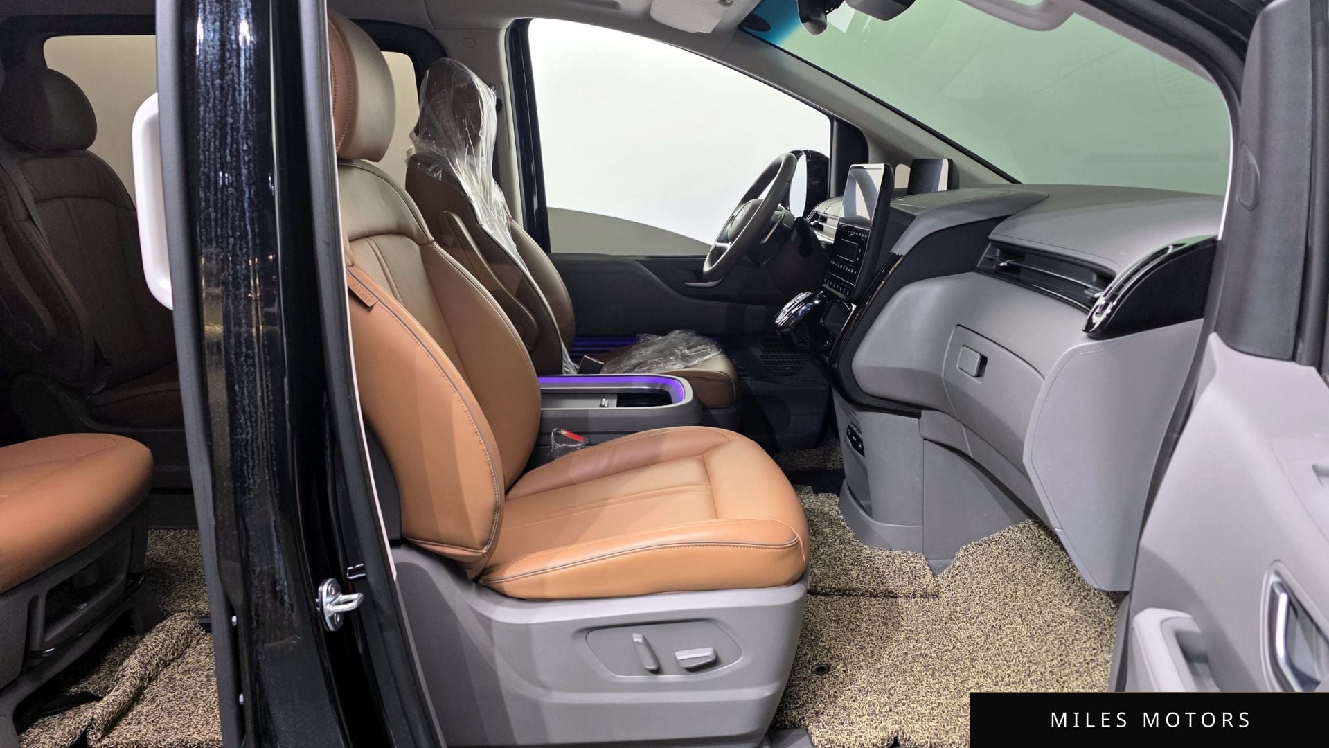 Hyundai Staria 2024 — миниатюра 11