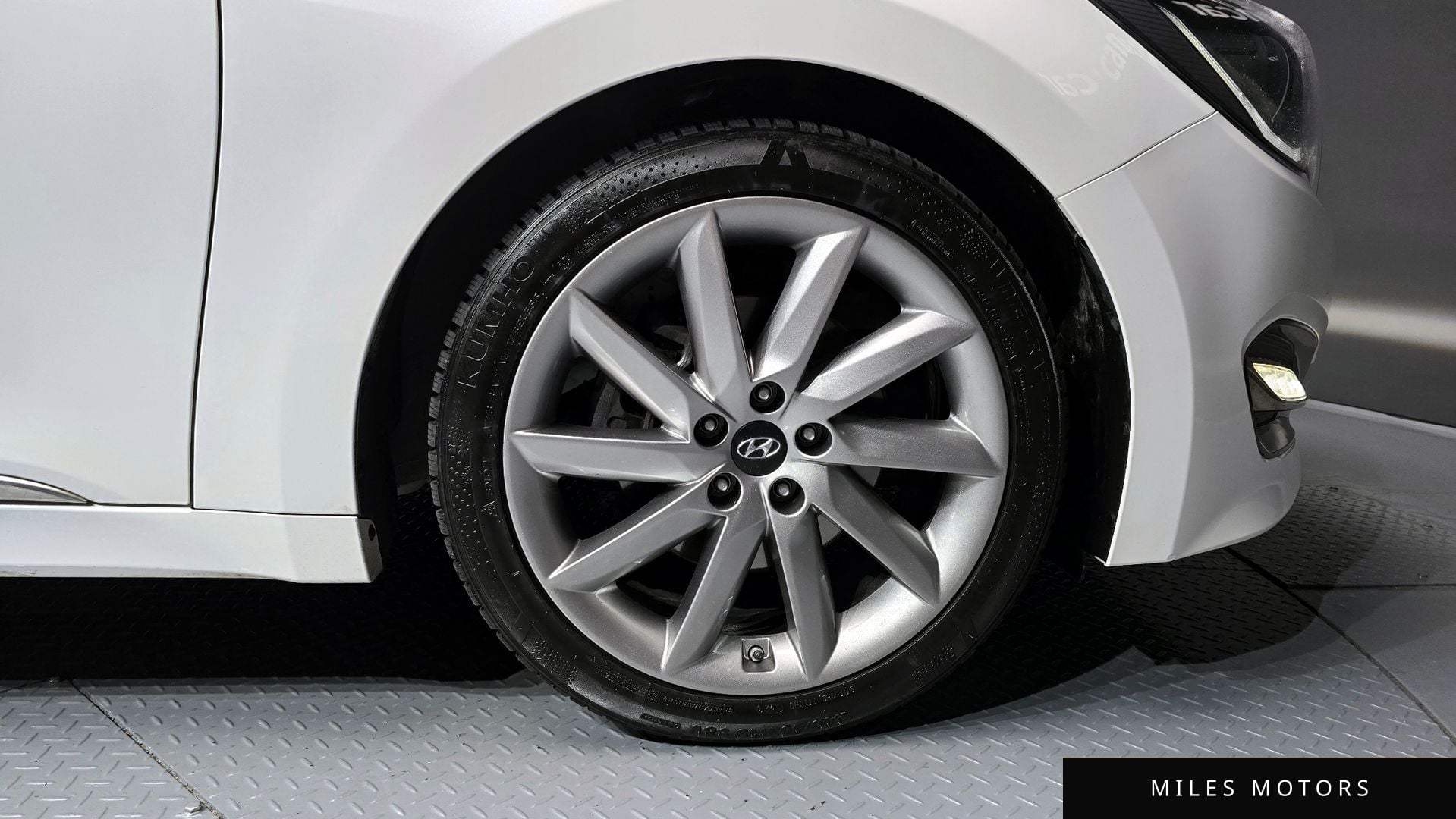 Hyundai Aslan 2016 — миниатюра 5