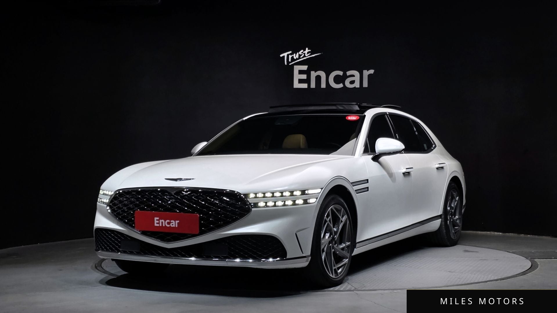 Genesis G90 (RS4) 2023 — фото 1 из 12
