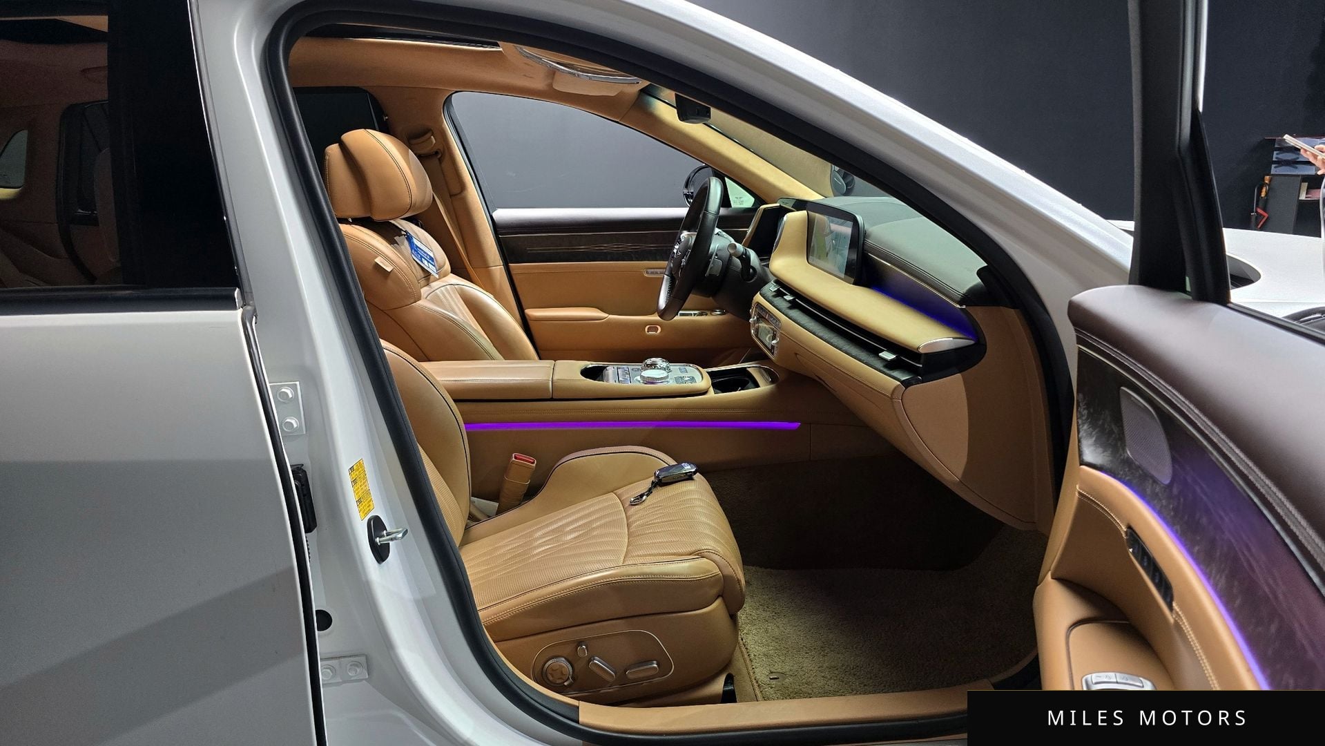 Genesis G90 (RS4) 2023 — миниатюра 10