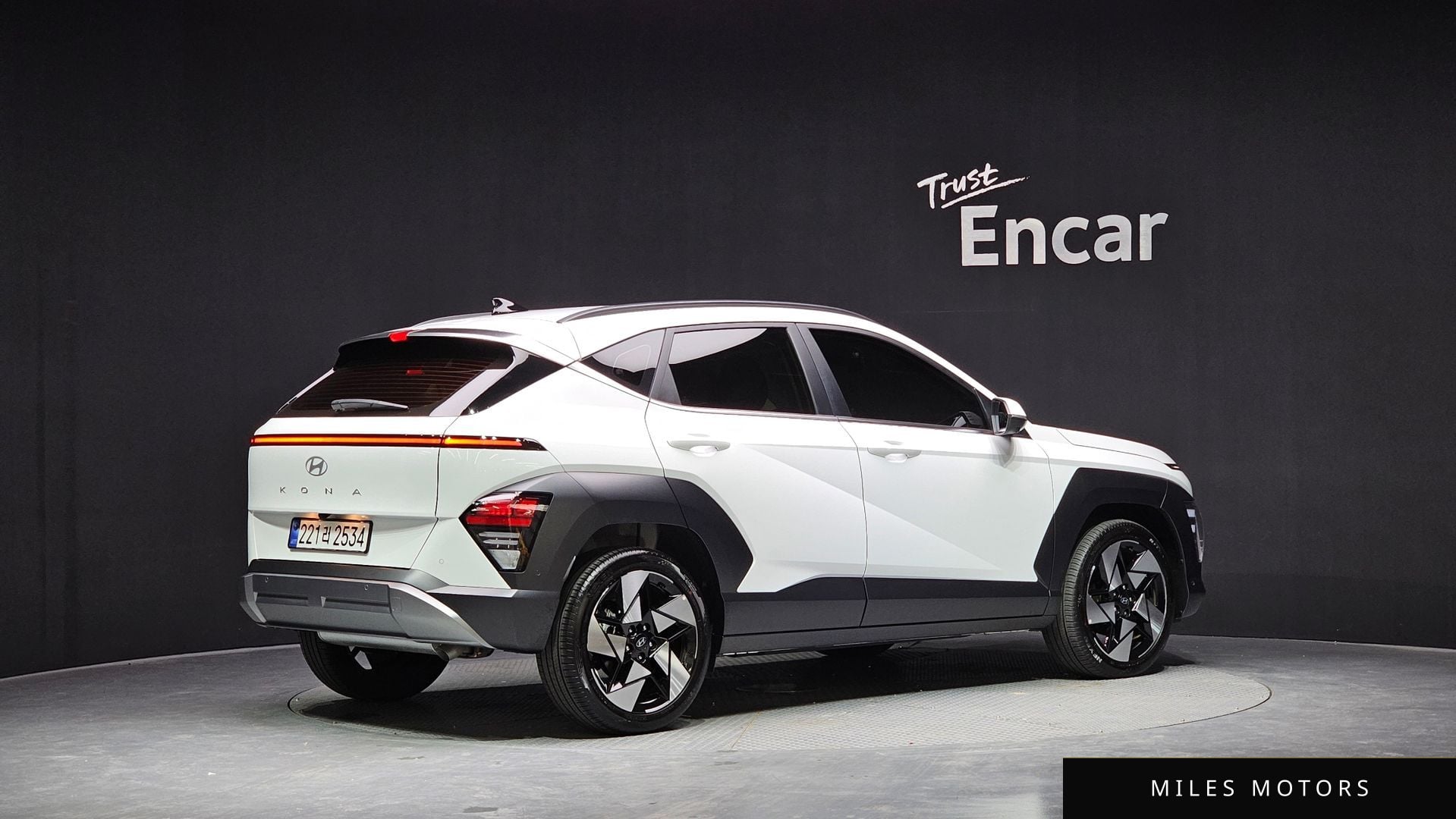 Hyundai Kona 2025 — миниатюра 2