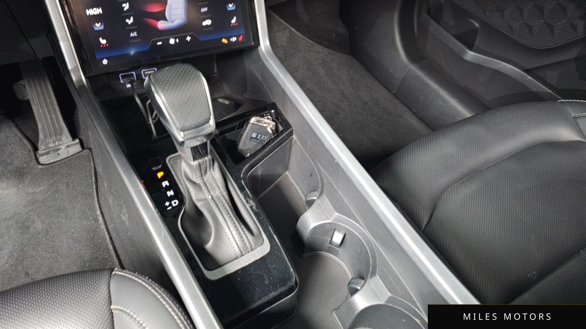 KG Mobility 토레스 2023 — миниатюра 9