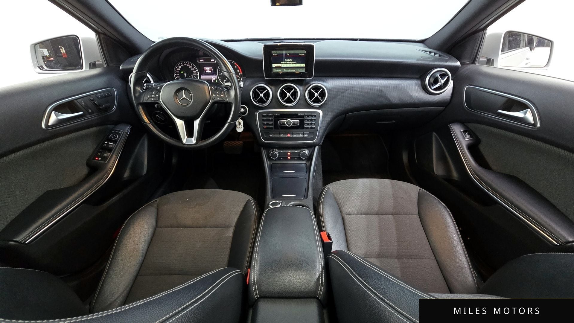 Mercedes-Benz A-Class W176 2015 — миниатюра 7