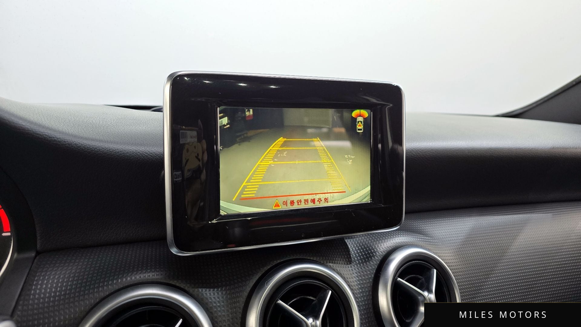 Mercedes-Benz A-Class W176 2015 — миниатюра 15