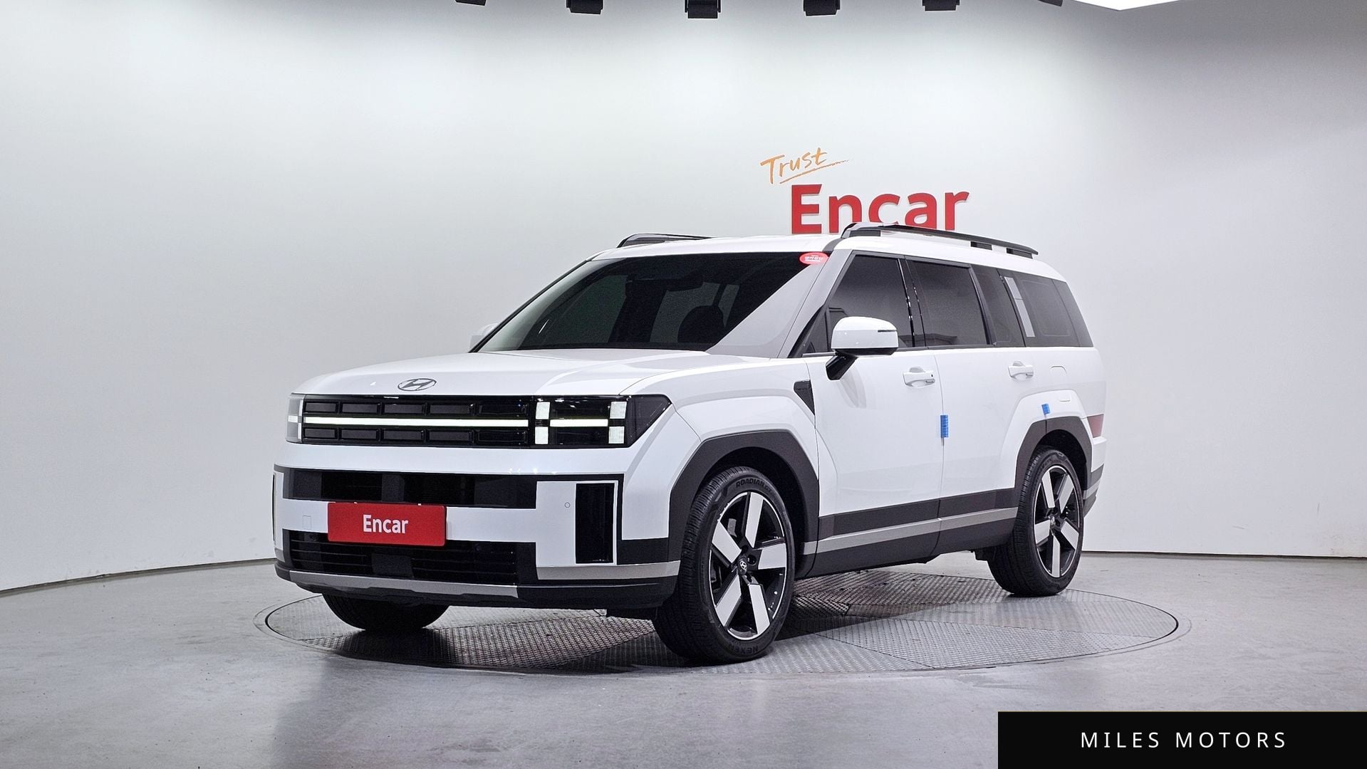 Hyundai Santafe 2024 — фото 1 из 12