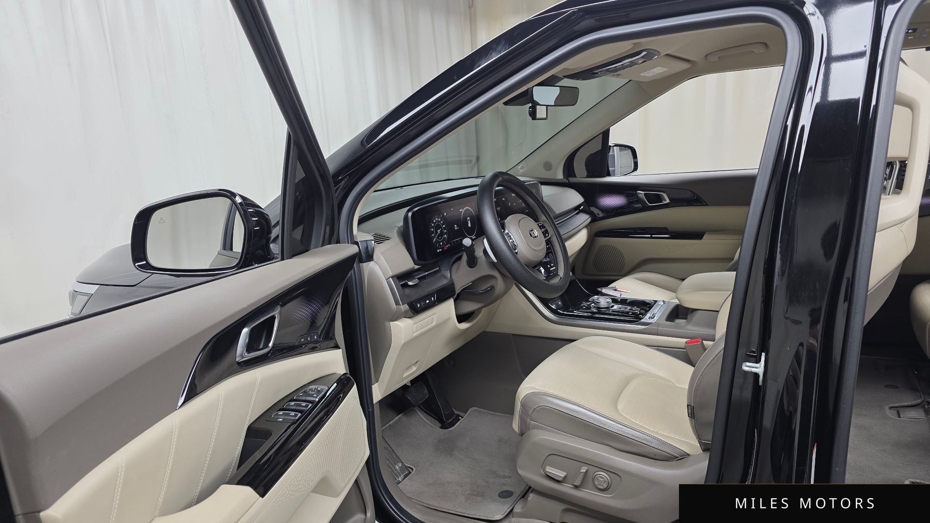 Kia Carnival 2021 — миниатюра 11