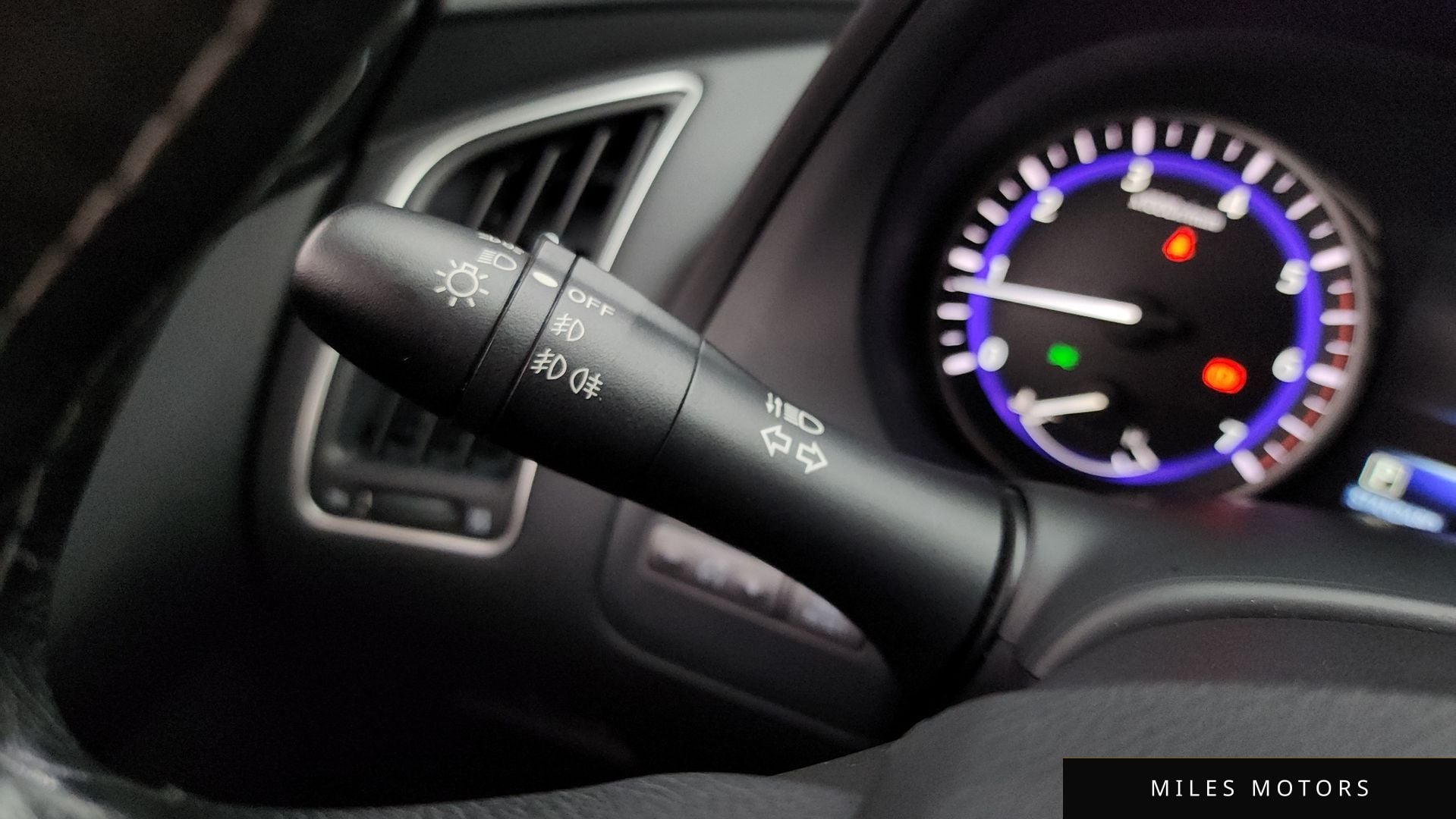 Infiniti Q50 2015 — миниатюра 17