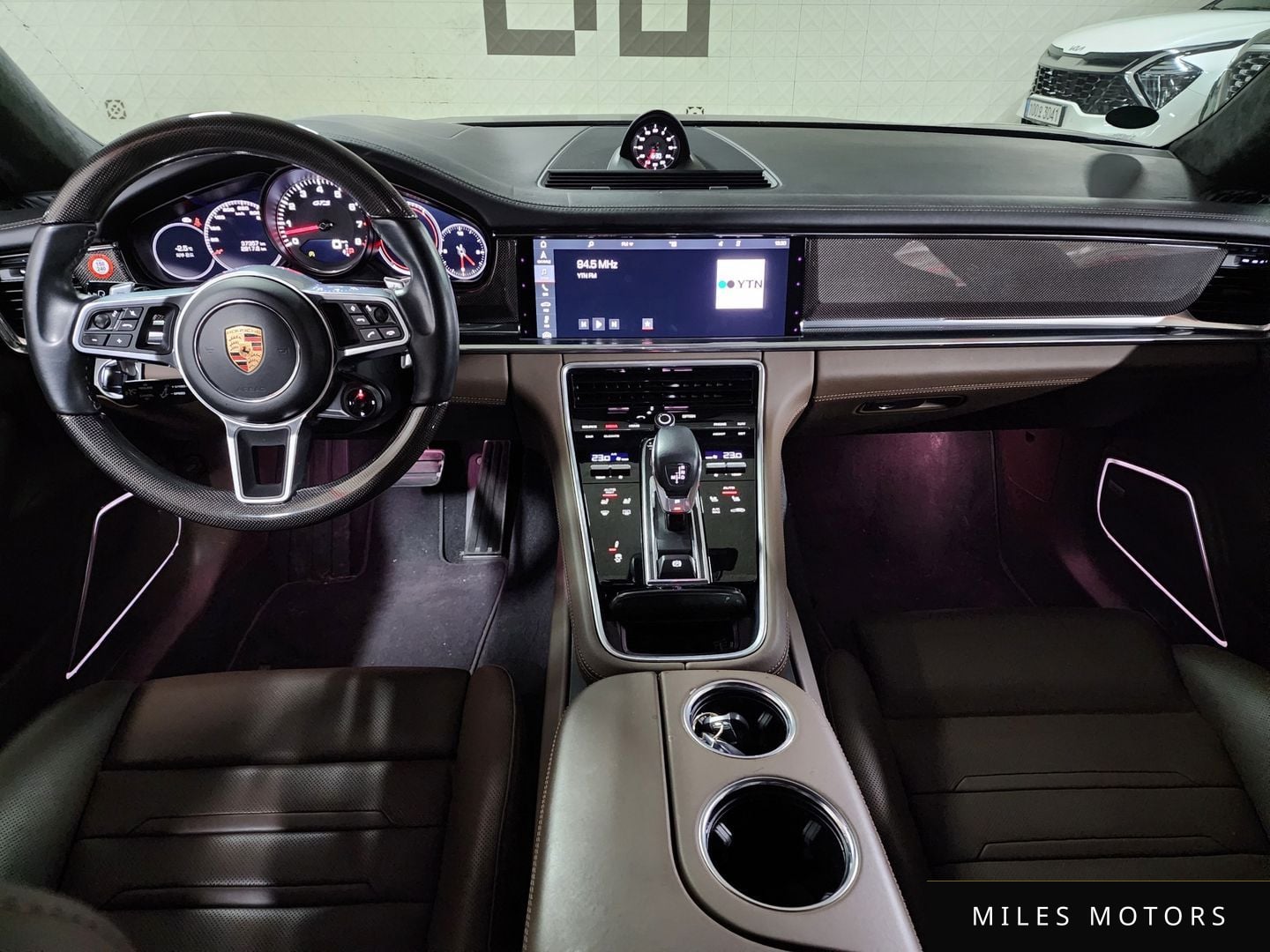 Porsche Panamera 2020 — миниатюра 6