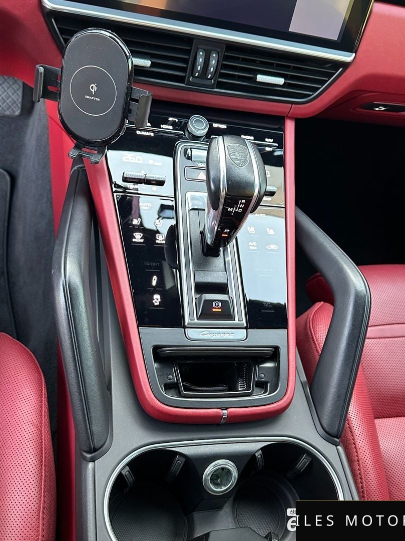 Porsche Cayenne 2020 — миниатюра 9