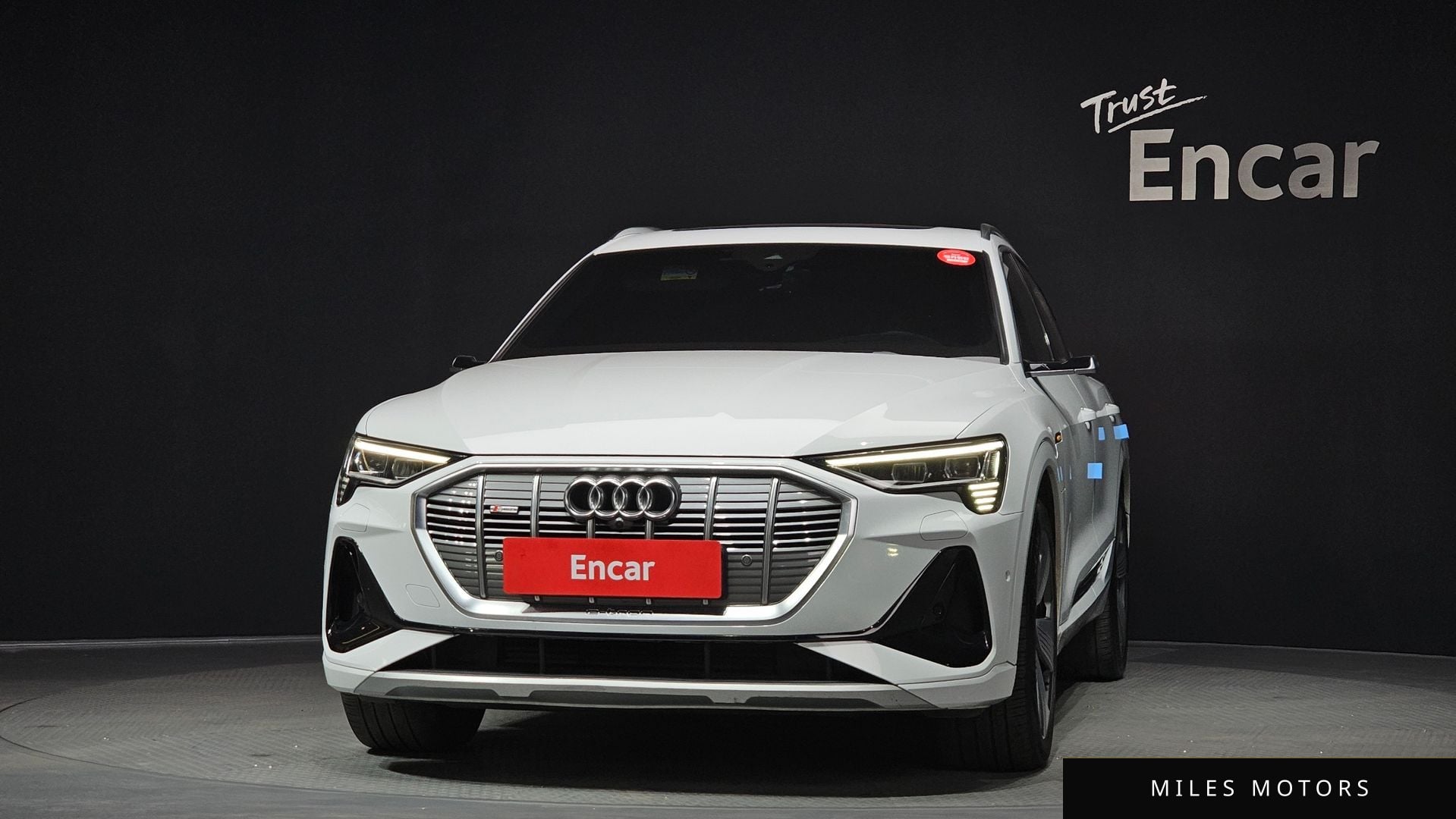 Audi e-tron 2022 — миниатюра 3